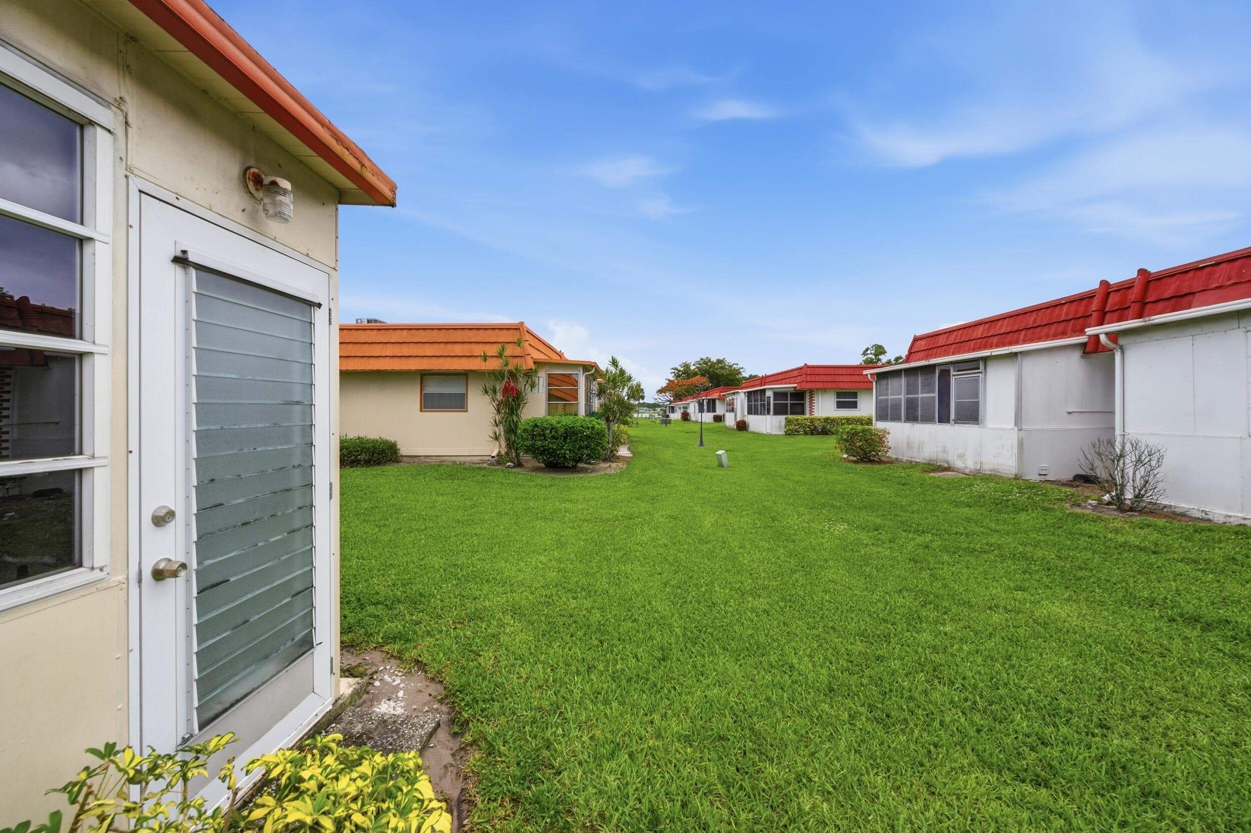 28 Seville 'b', Delray Beach, FL 33446 — photo 29 of 51