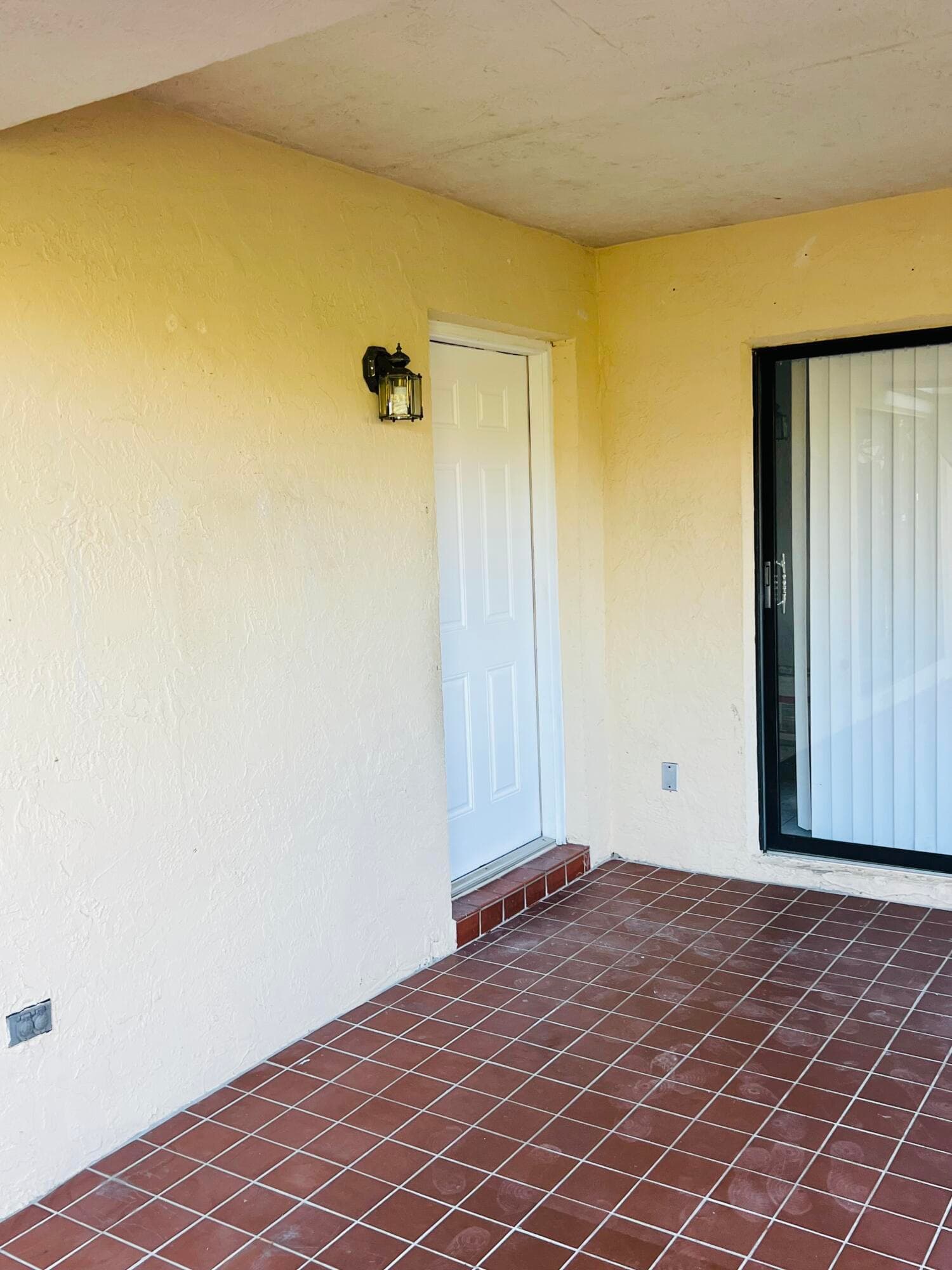 7482 E Courtyard Run E E, Boca Raton, FL 33433 — photo 4 of 15