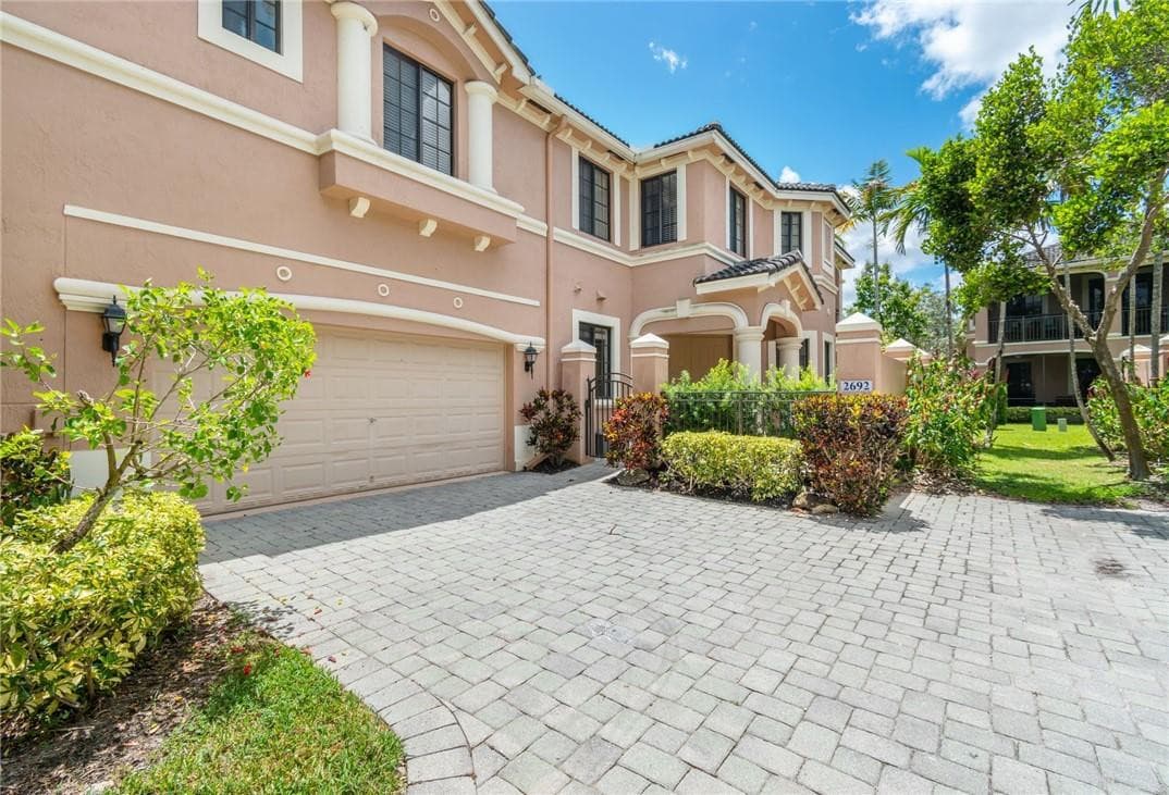 2692 Center Ct Drive 2-32, Weston, FL 33332 — photo 1 of 28