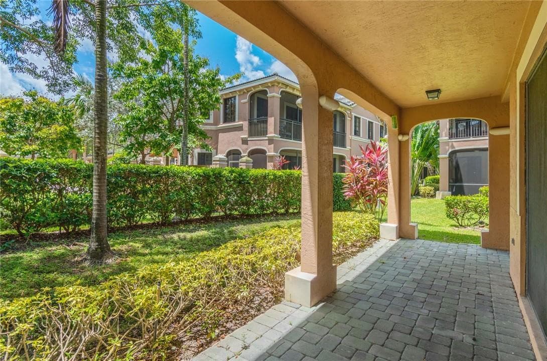 2692 Center Ct Drive 2-32, Weston, FL 33332 — photo 27 of 28