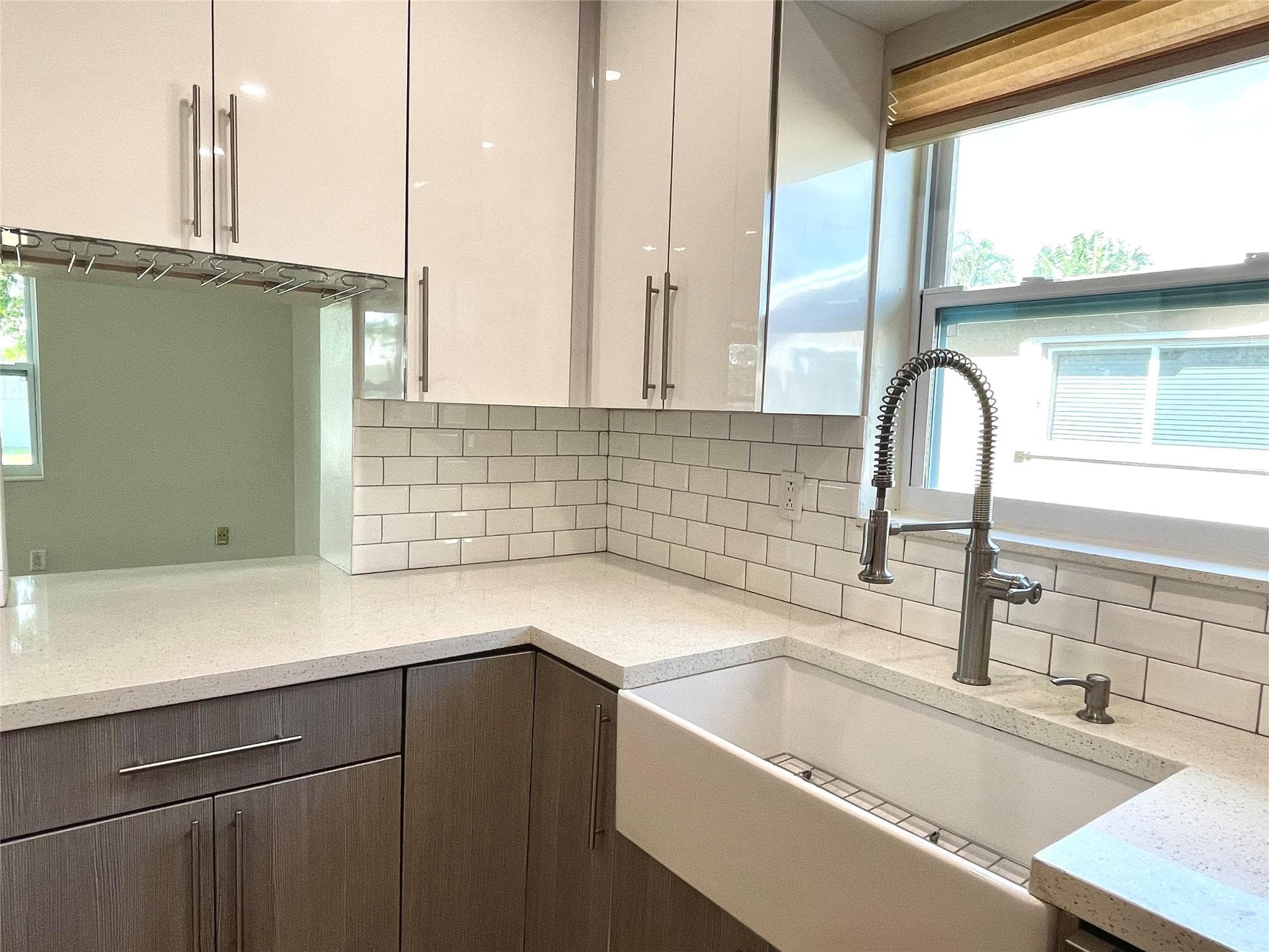 2090 NW 84th Terrace, Pembroke Pines, FL 33024 — photo 5 of 29