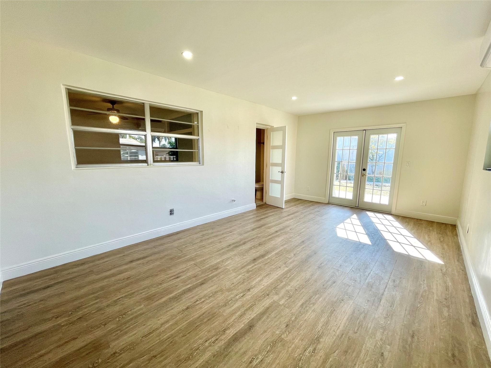 2090 NW 84th Terrace, Pembroke Pines, FL 33024 — photo 13 of 29