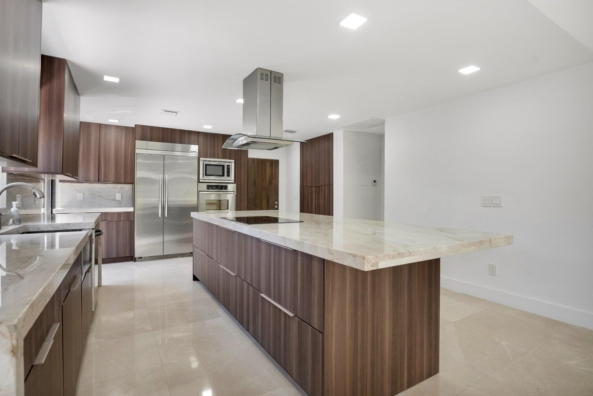 21922 Cypress Drive 37b, Boca Raton, FL 33433 — photo 1 of 54