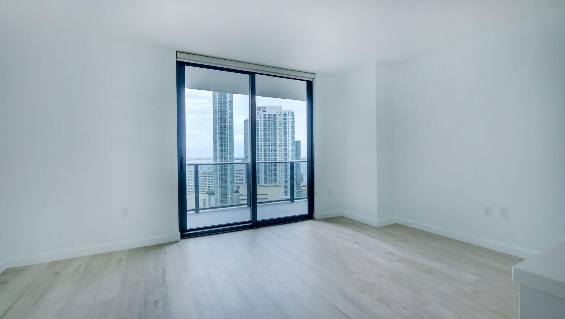 45 SW 9th Street 2502, Miami, FL 33130 — photo 10 of 24