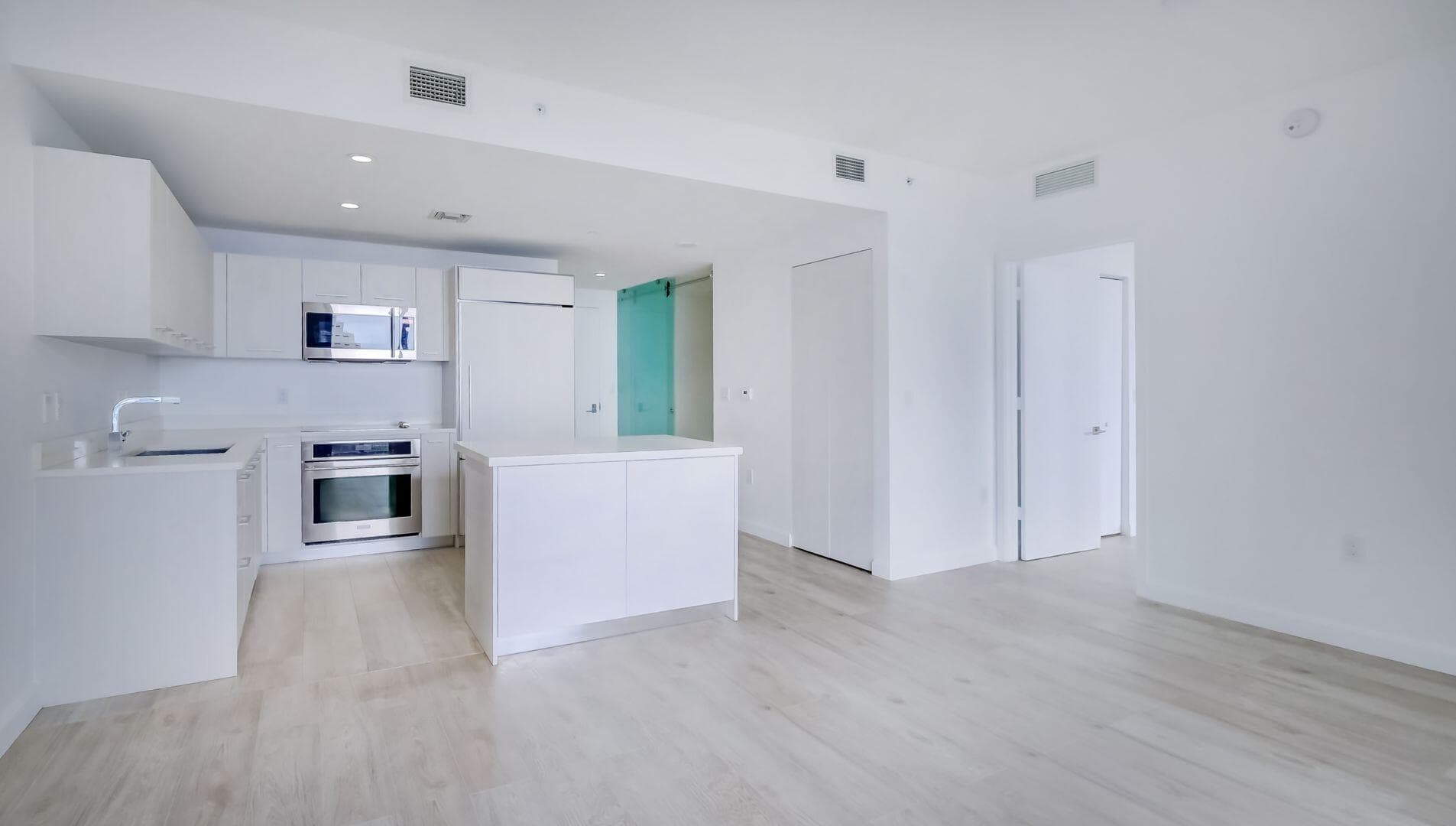 45 SW 9th Street 2502, Miami, FL 33130 — photo 12 of 24