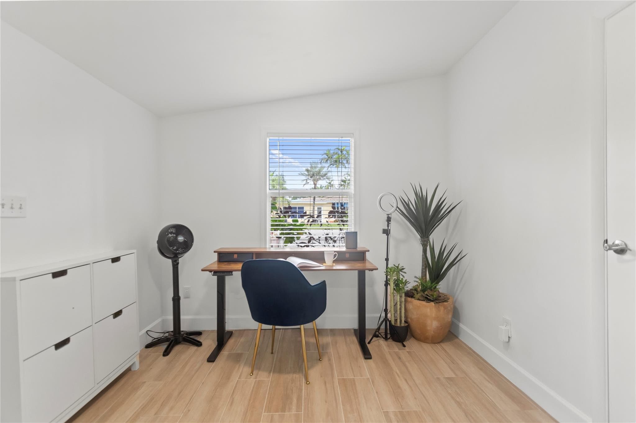 1736 NE 18th Street, Fort Lauderdale, FL 33305 — photo 33 of 52