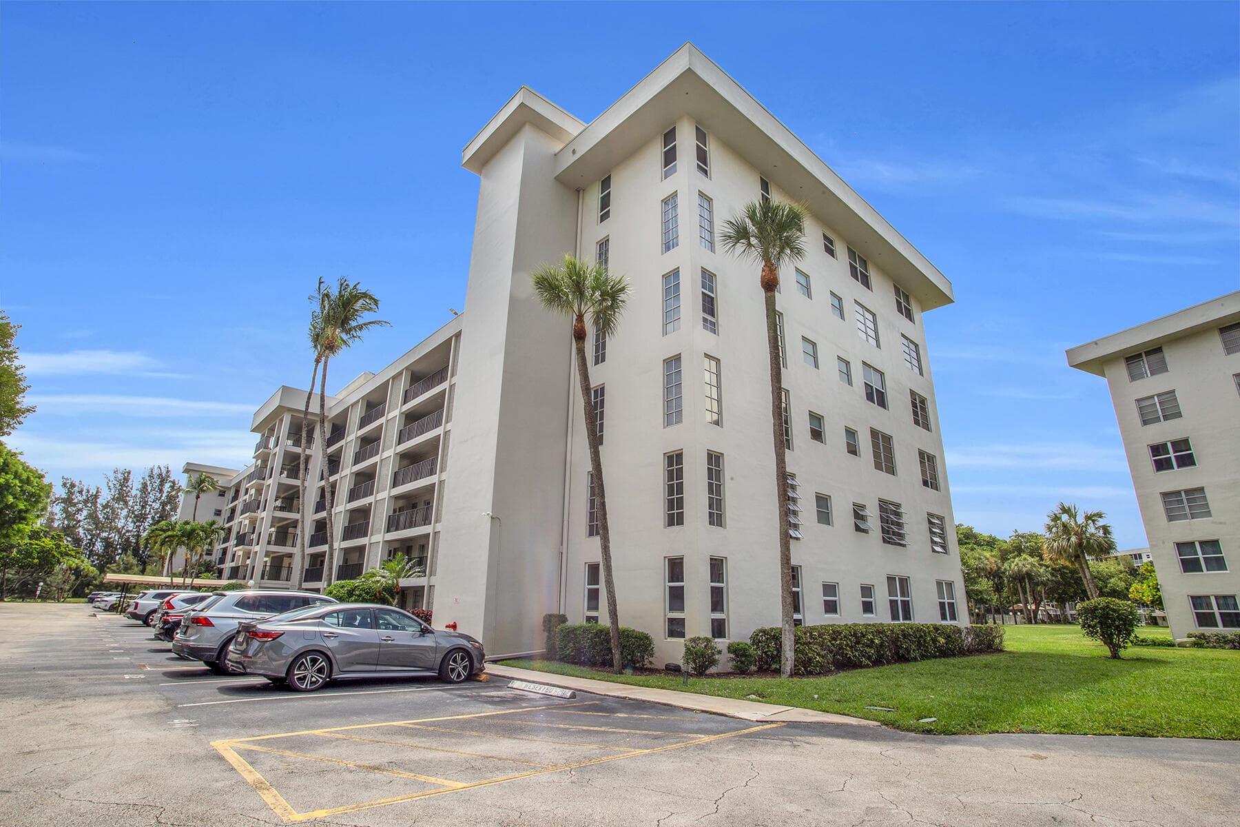 2600 S Course Drive 106, Pompano Beach, FL 33069 — photo 35 of 39