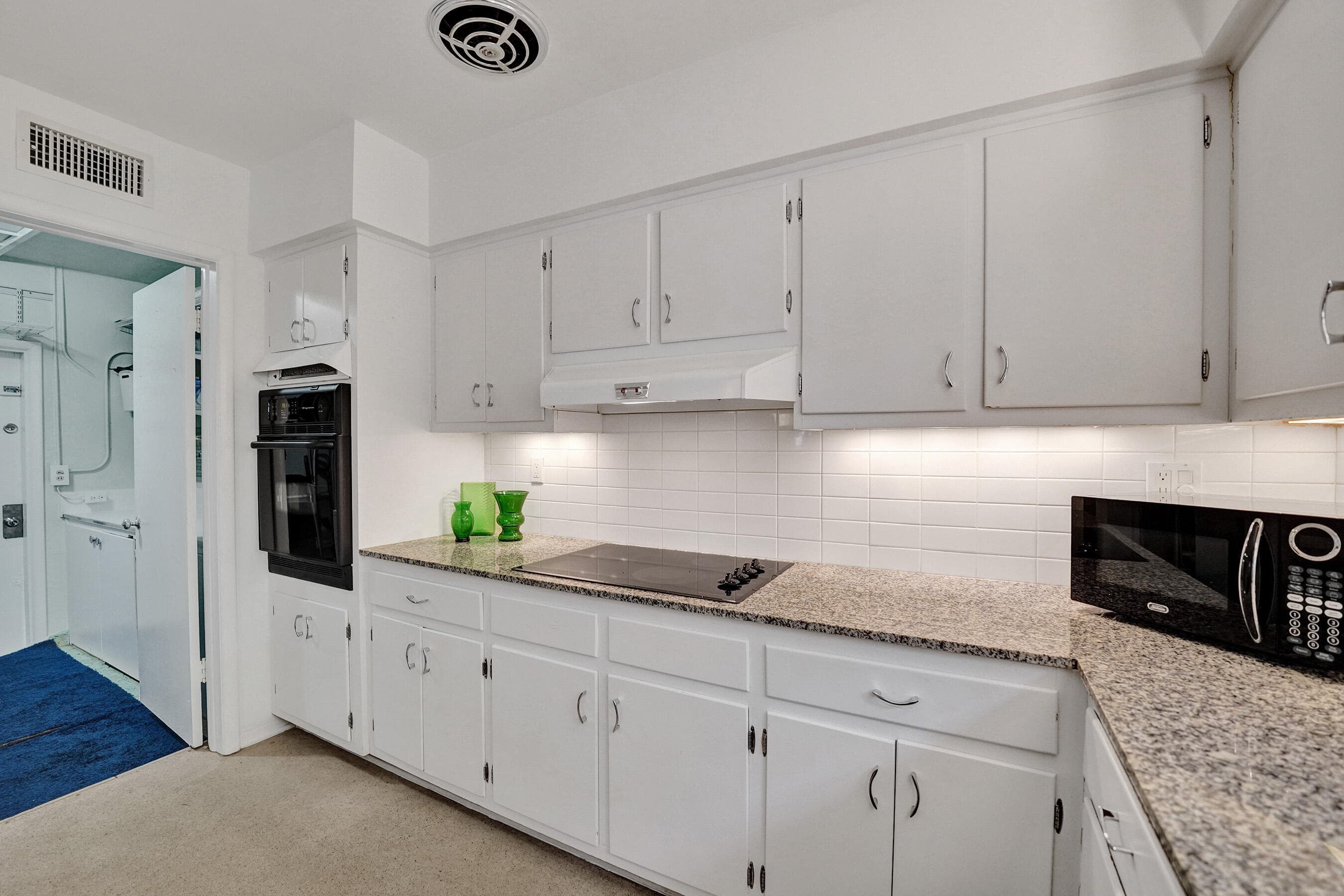 3113 Hollywood Boulevard, Hollywood, FL 33021 — photo 24 of 46