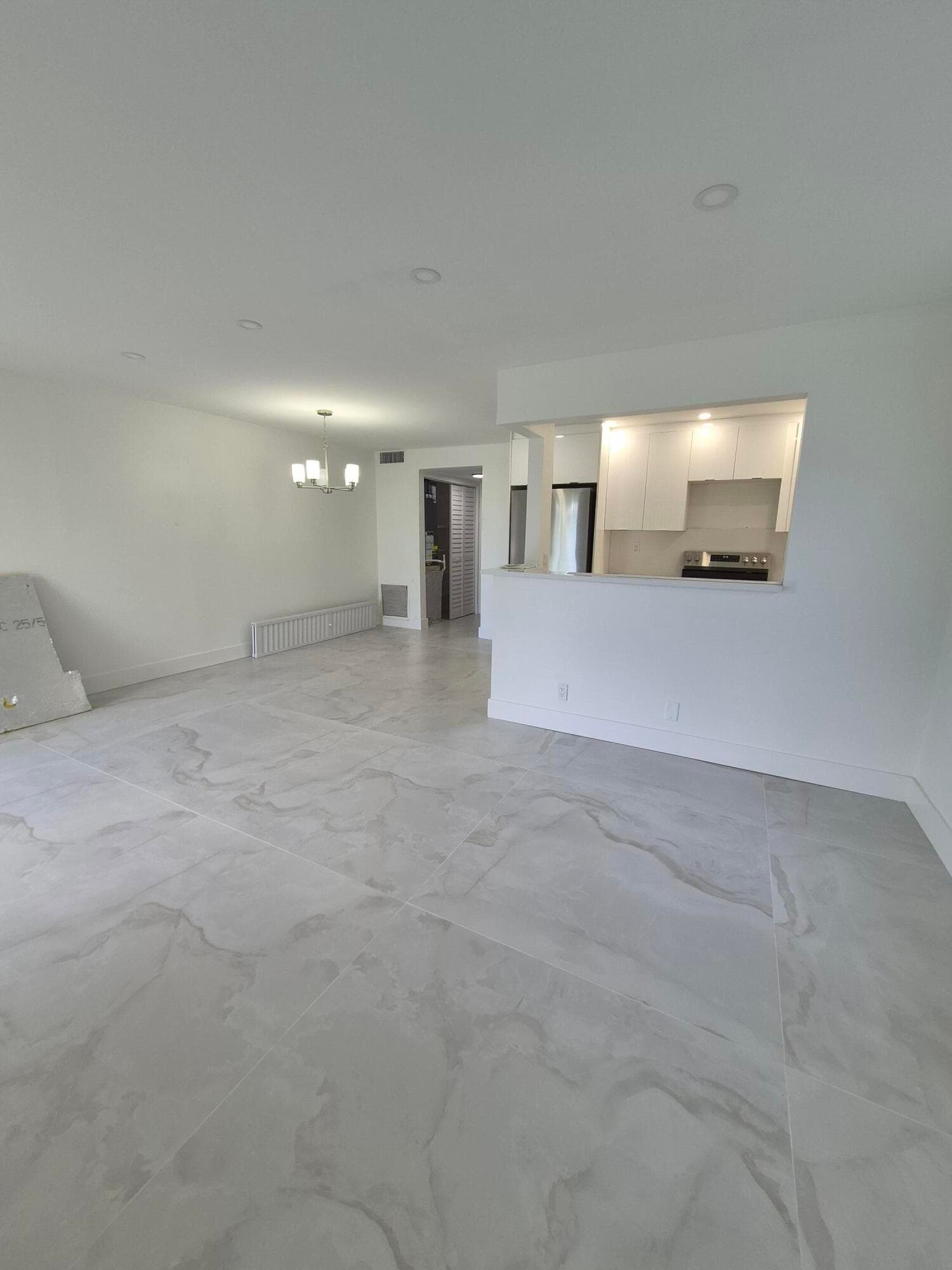 87 Bedford D, West Palm Beach, FL 33417 — photo 6 of 15
