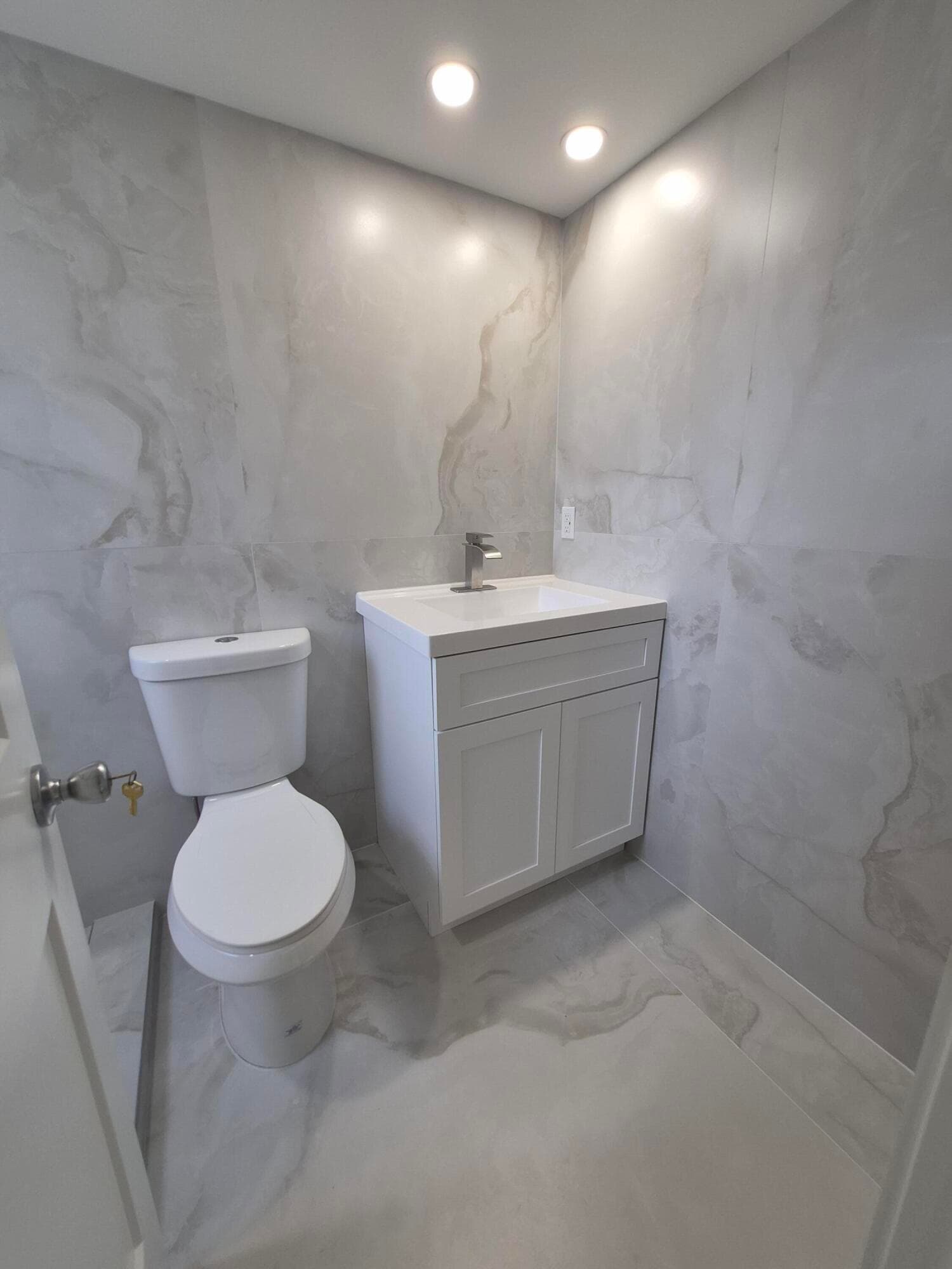 87 Bedford D, West Palm Beach, FL 33417 — photo 10 of 15
