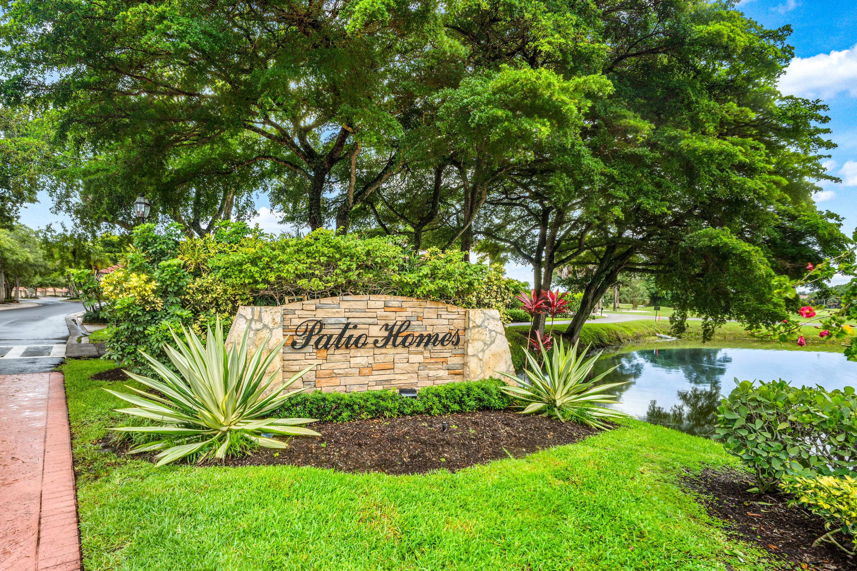 301 Old Meadow Way, Palm Beach Gardens, FL 33418 — photo 2 of 29