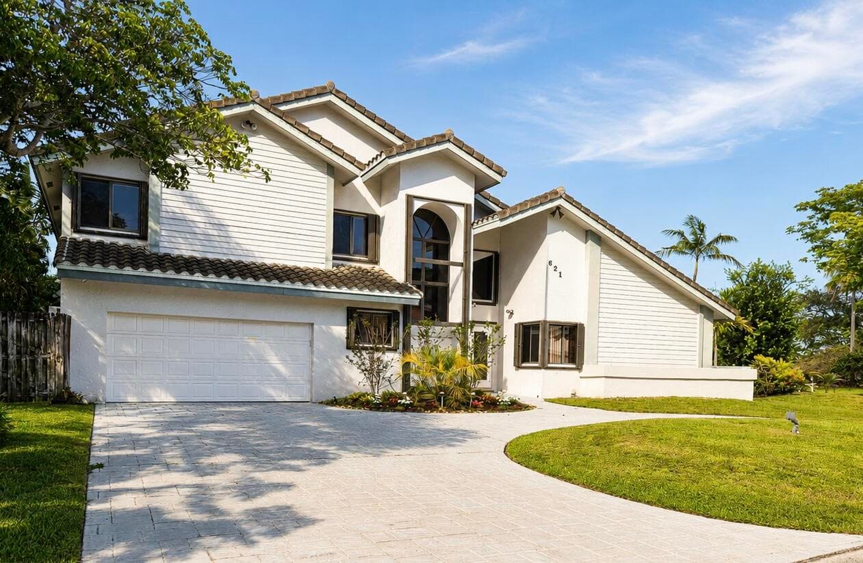 621 SW 101st Avenue, Plantation, FL 33324 — photo 2 of 44