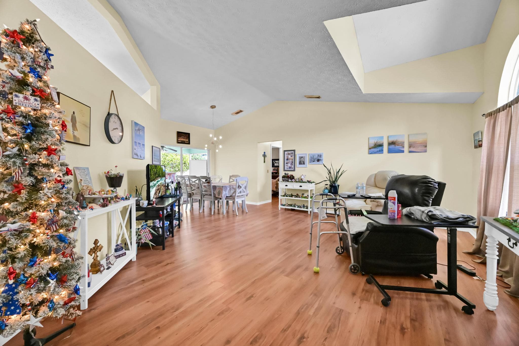 2265 SE Carnation Avenue, Port St. Lucie, FL 34952 — photo 3 of 27