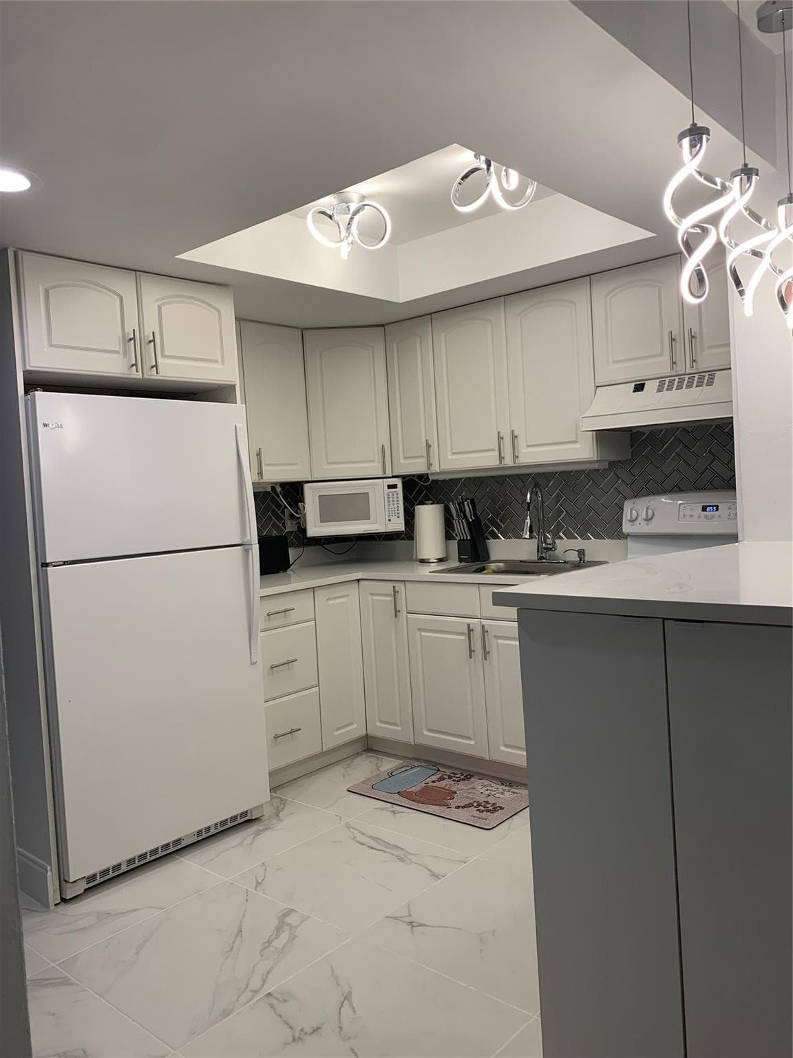 1110 N Riverside Drive 25, Pompano Beach, FL 33062 — photo 1 of 17