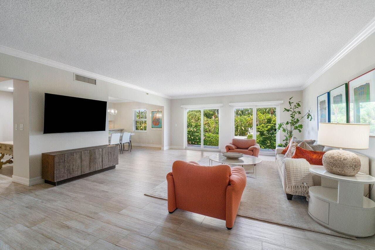 950 De Soto Road 2b, Boca Raton, FL 33432 — photo 4 of 38