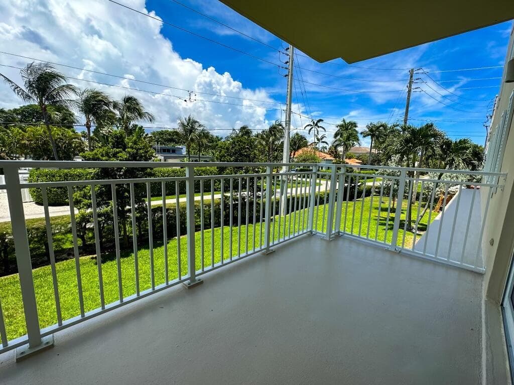 950 De Soto Road 2b, Boca Raton, FL 33432 — photo 31 of 38