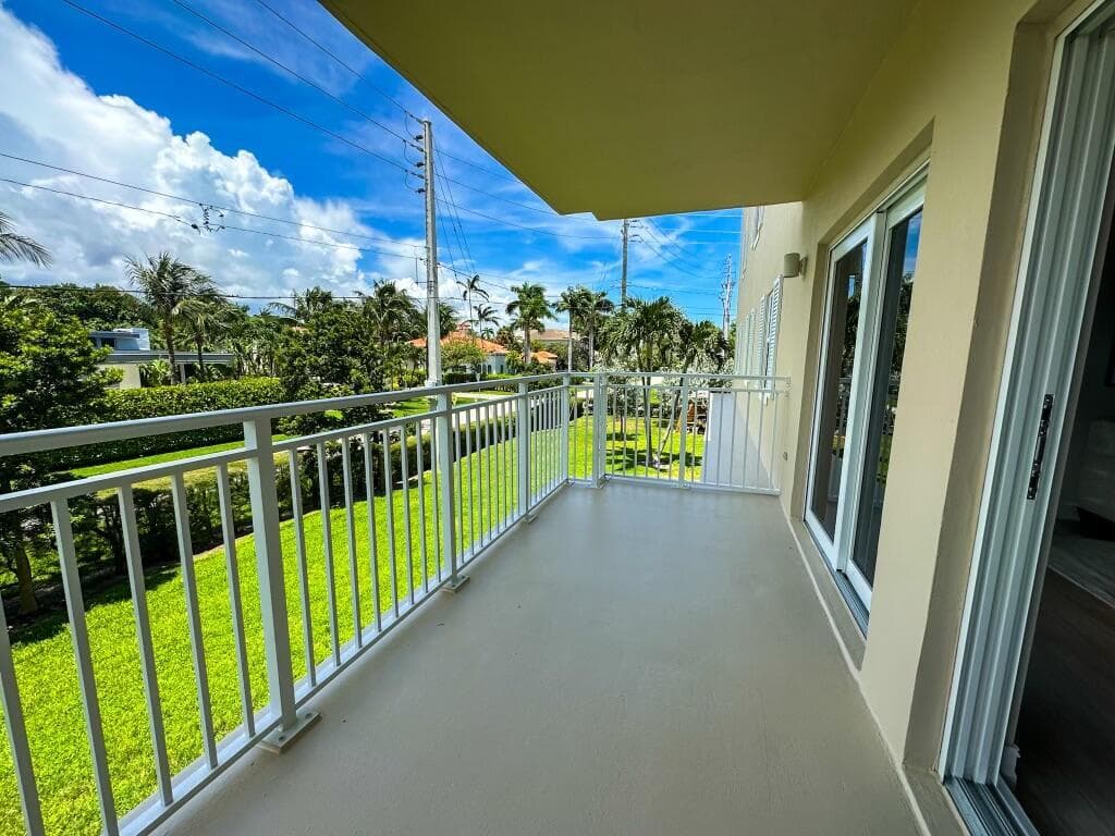 950 De Soto Road 2b, Boca Raton, FL 33432 — photo 32 of 38