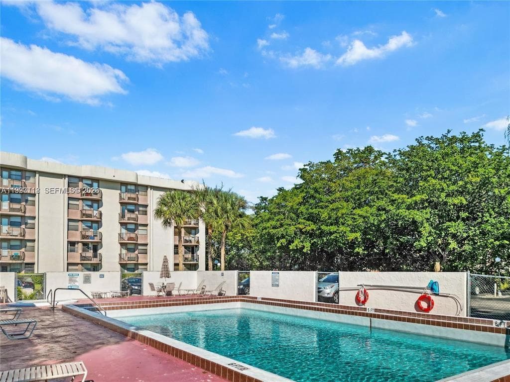 2701 Riverside Drive Apt 516, Coral Springs, FL 33065 — photo 10 of 10