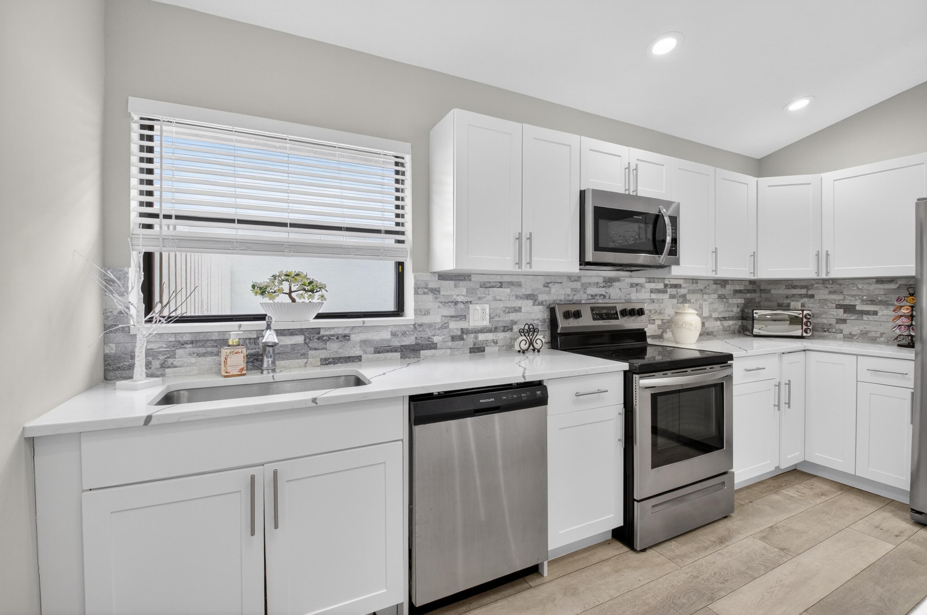 1315 NW 25th Lane, Delray Beach, FL 33445 — photo 36 of 59