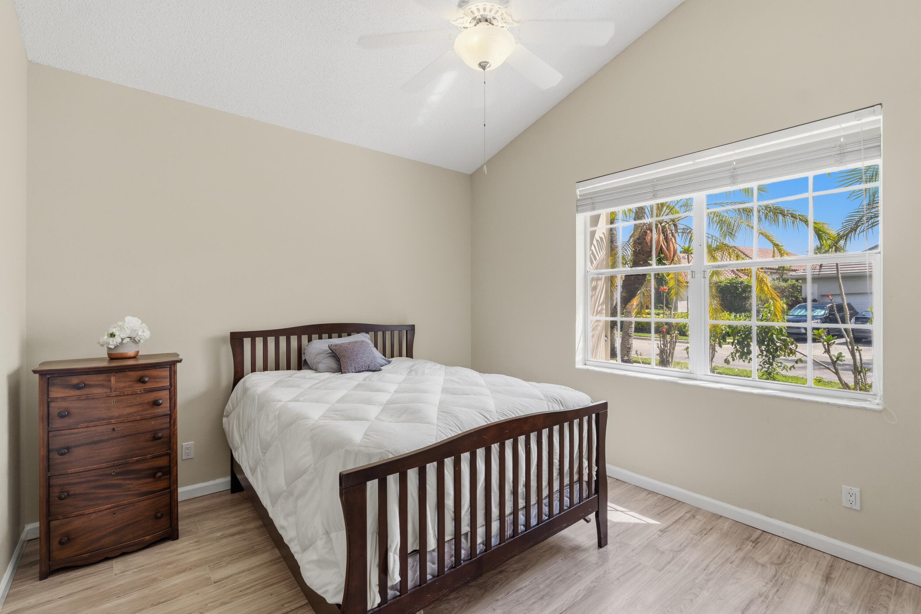 1500 Lacosta Drive W, Pembroke Pines, FL 33027 — photo 30 of 53