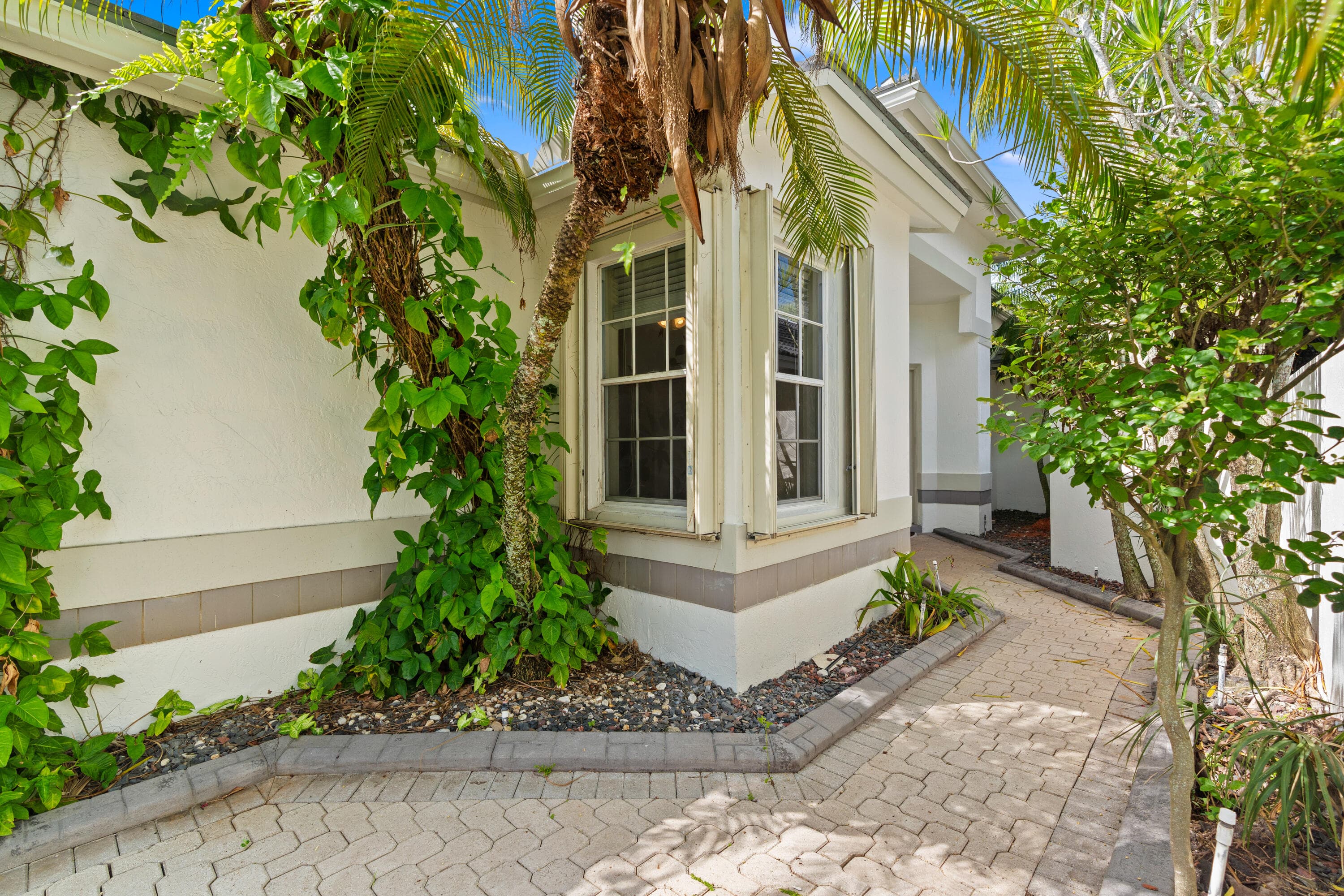 1500 Lacosta Drive W, Pembroke Pines, FL 33027 — photo 51 of 53