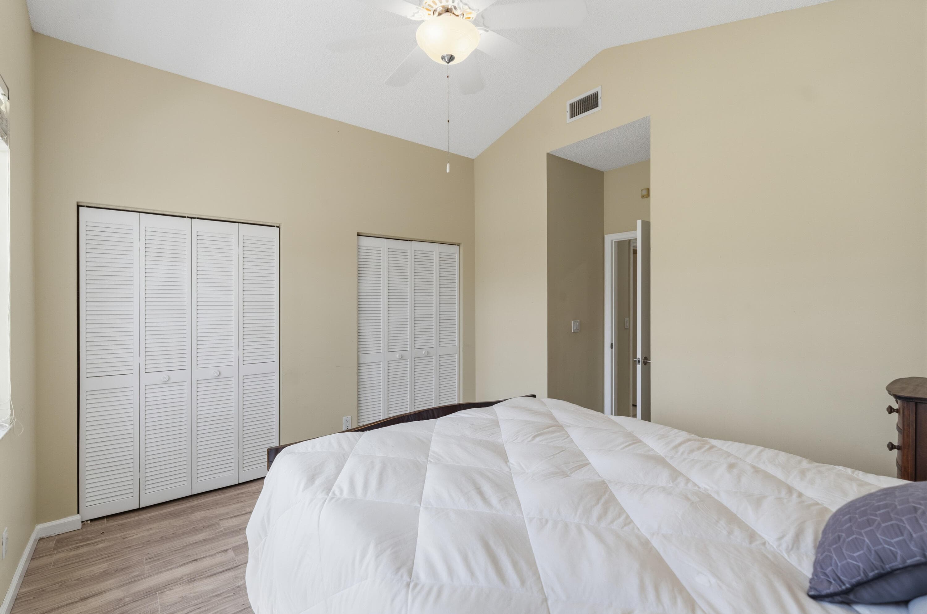 1500 Lacosta Drive W, Pembroke Pines, FL 33027 — photo 31 of 53