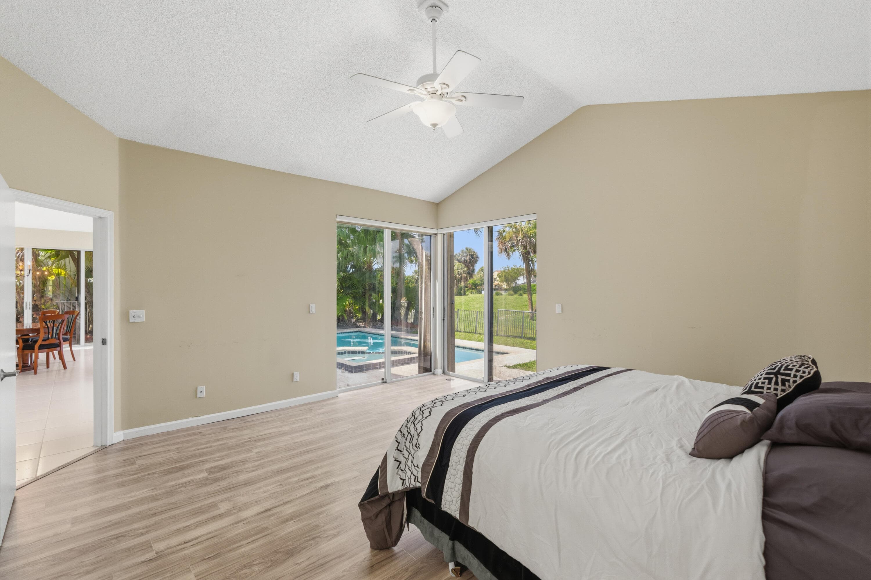 1500 Lacosta Drive W, Pembroke Pines, FL 33027 — photo 22 of 53