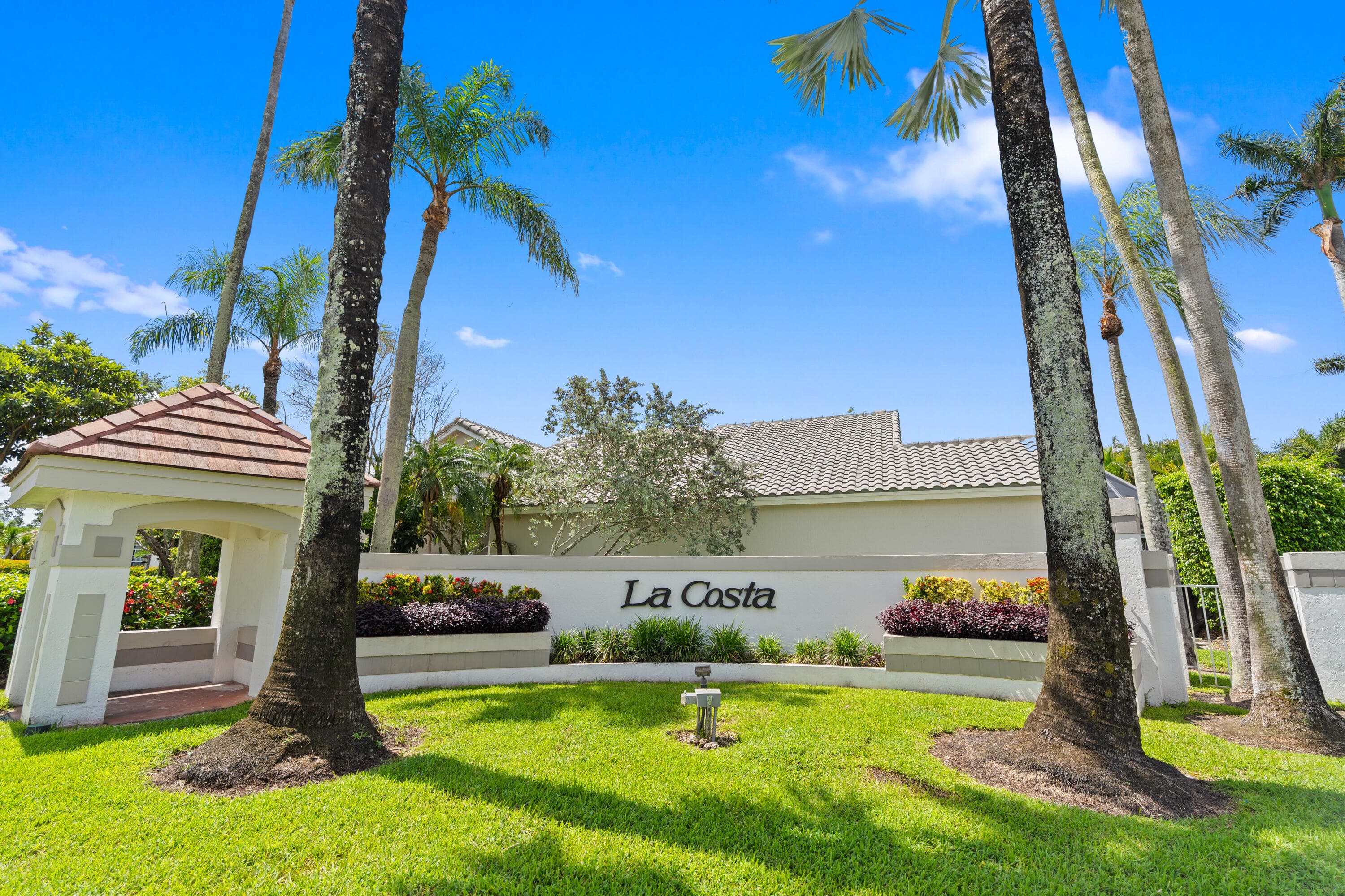 1500 Lacosta Drive W, Pembroke Pines, FL 33027 — photo 48 of 53