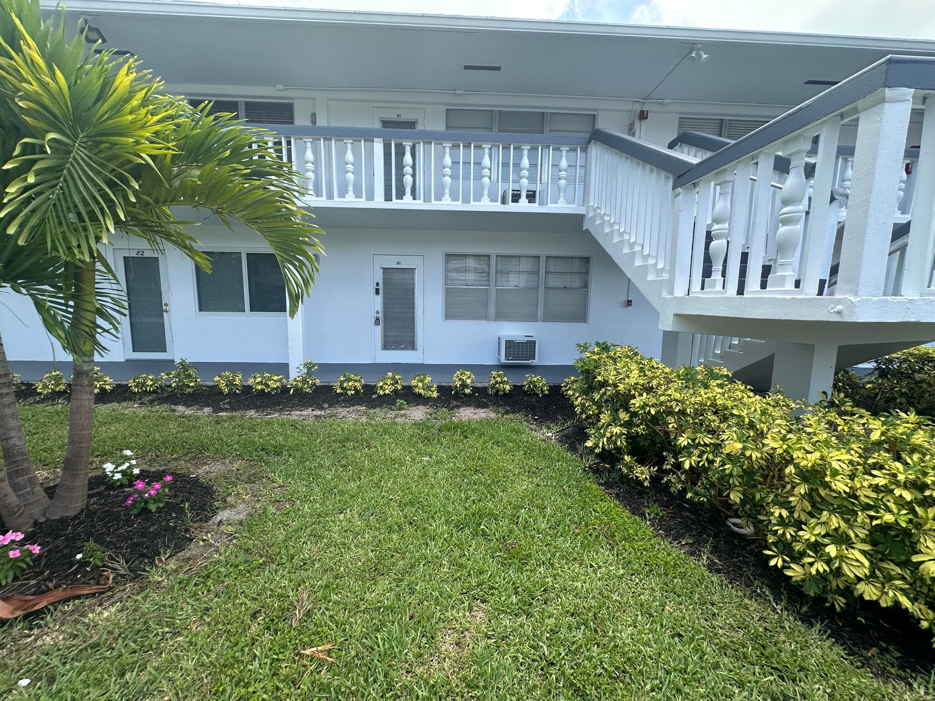81 Farnham D 81, Deerfield Beach, FL 33442 — photo 6 of 24