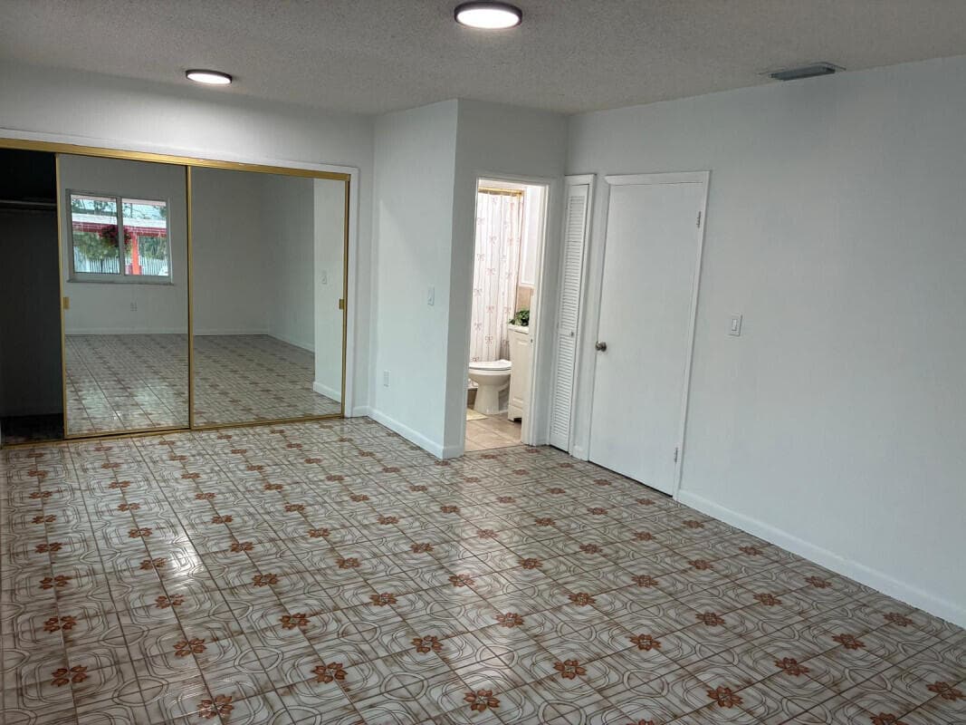 2828 SW 2nd Street, Miami, FL 33135 — photo 13 of 49