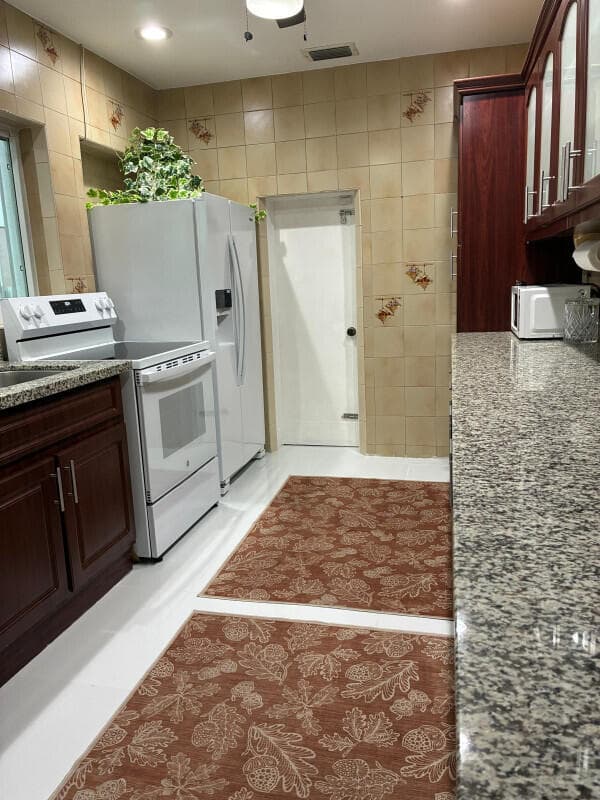 2828 SW 2nd Street, Miami, FL 33135 — photo 16 of 49