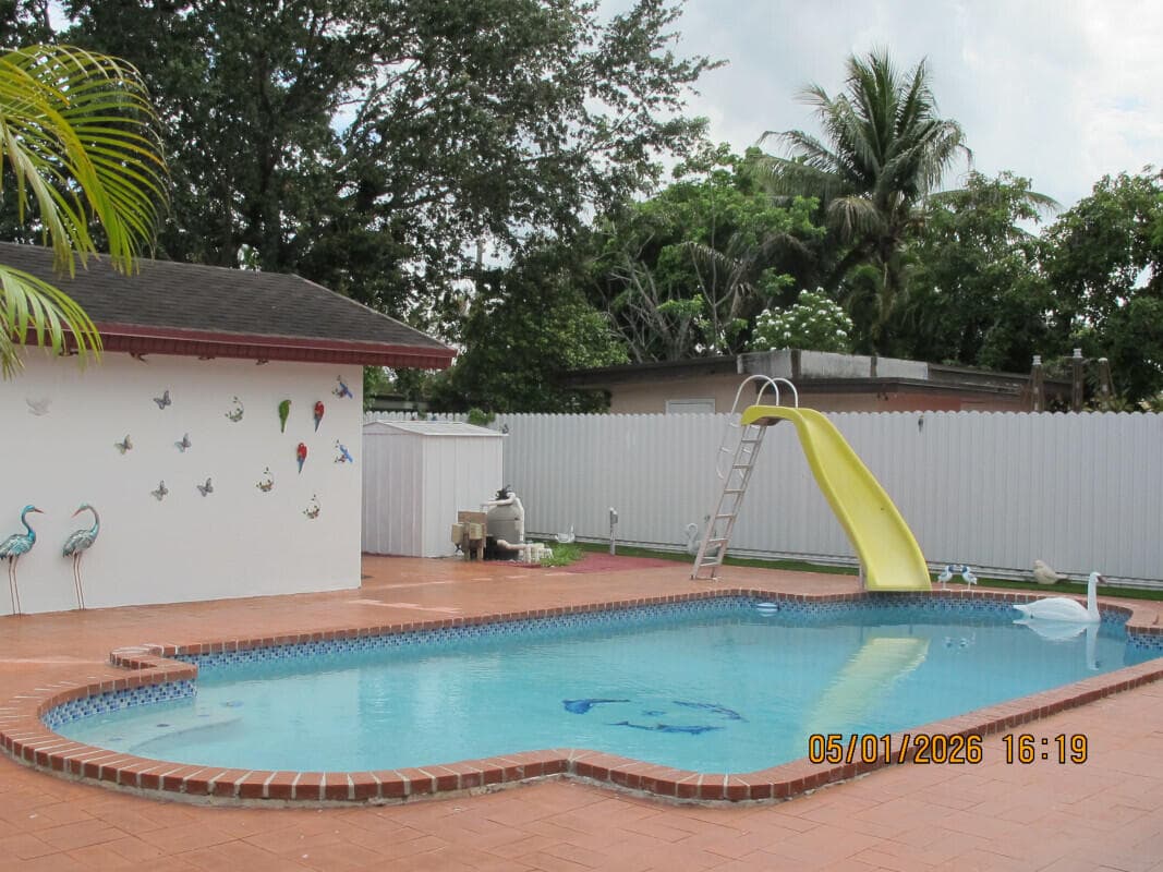 2828 SW 2nd Street, Miami, FL 33135 — photo 48 of 49