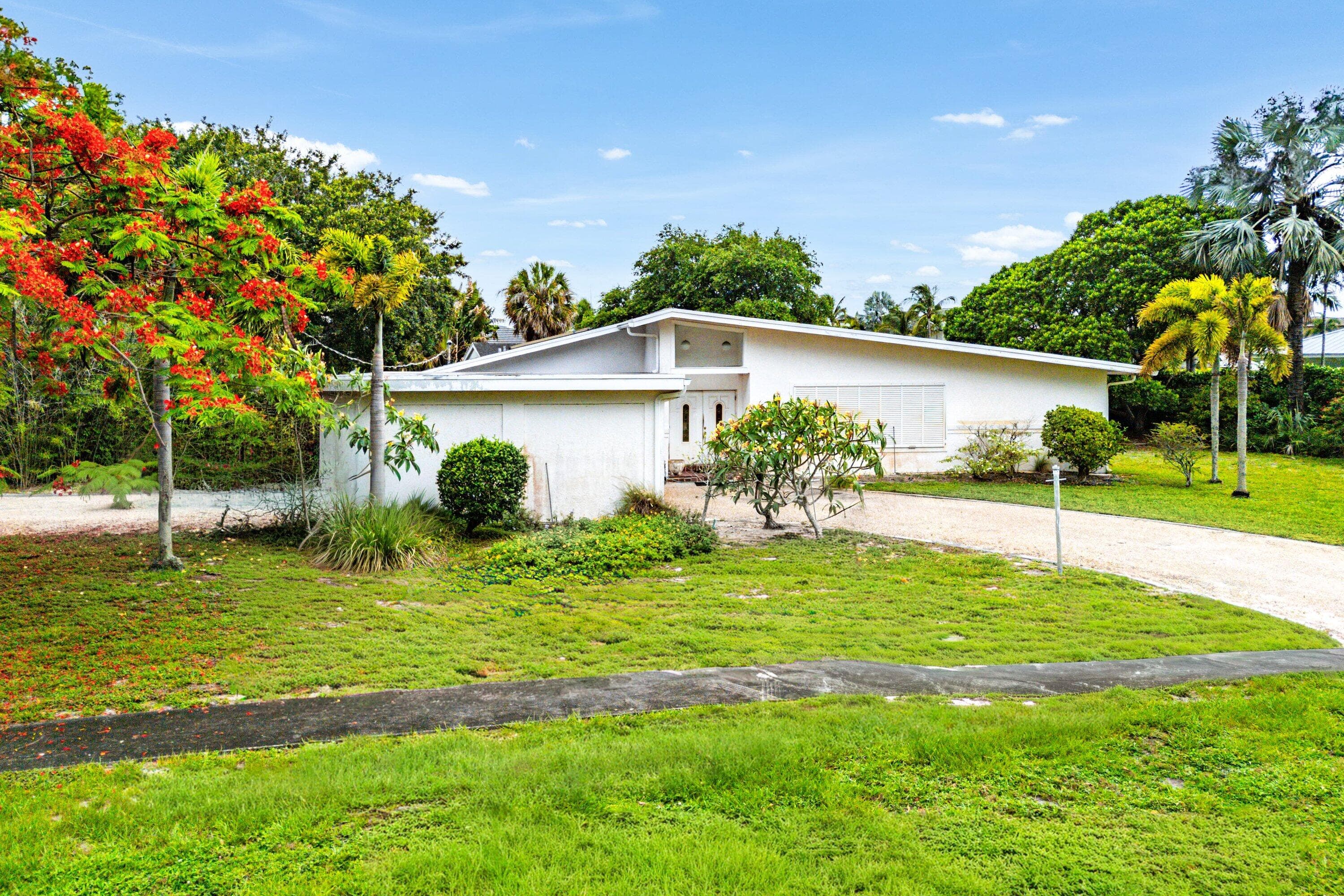 12019 N Edgewater Drive, West Palm Beach, FL 33410 — photo 18 of 19