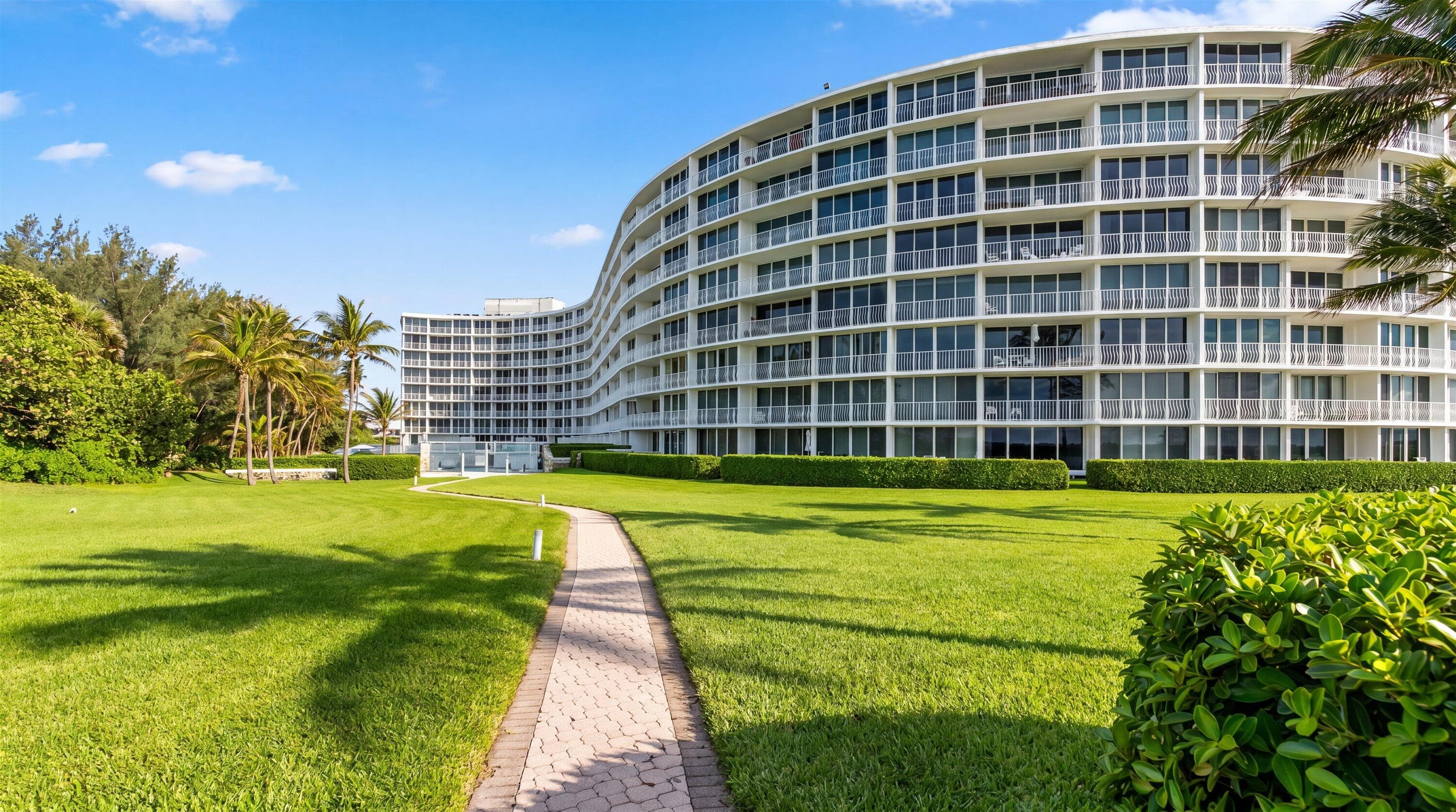 2774 S Ocean Boulevard 206, Palm Beach, FL 33480 — photo 16 of 19