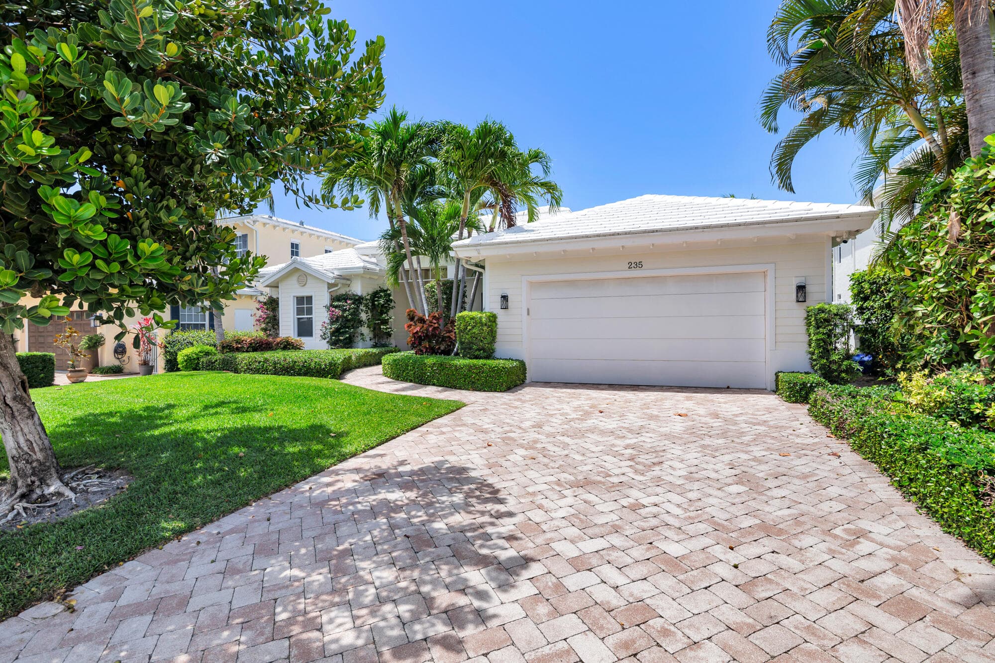 235 Claremont Lane, Palm Beach Shores, FL 33404 — photo 2 of 37