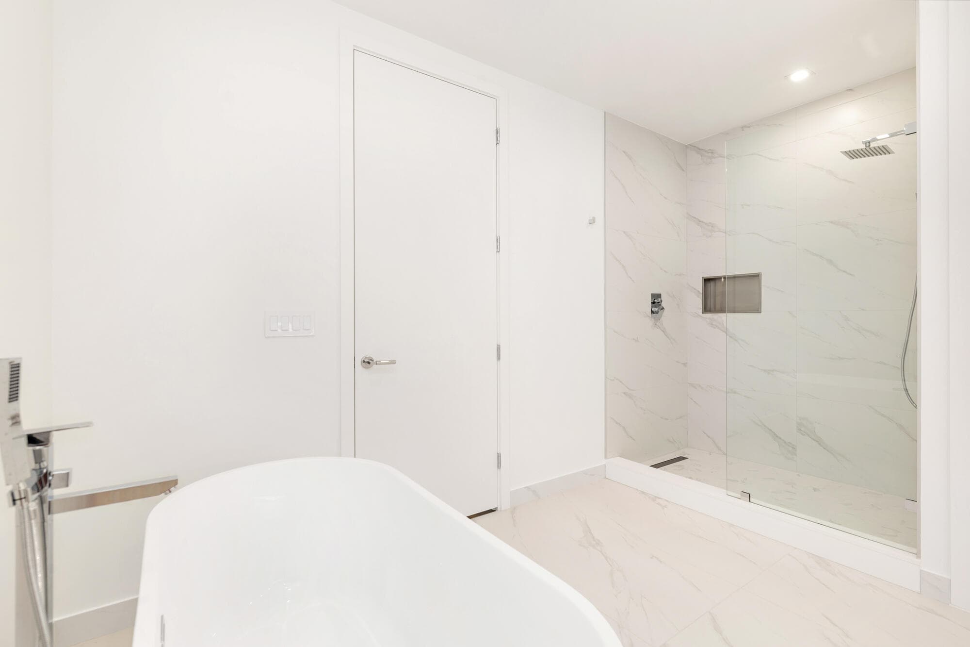 220 Lake Shore Drive 1809, Lake Park, FL 33403 — photo 11 of 34