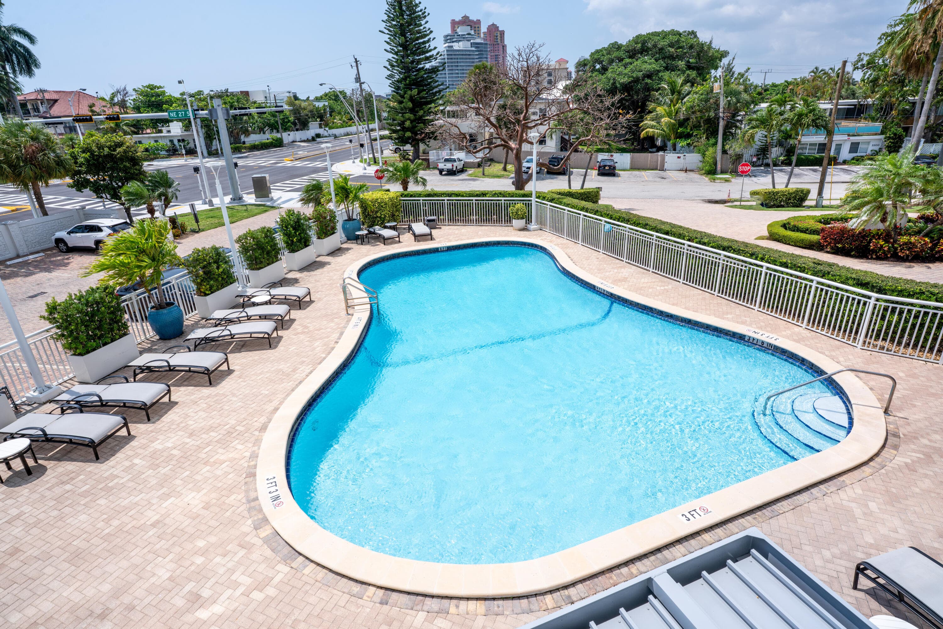 2701 N Ocean Boulevard 2b, Fort Lauderdale, FL 33308 — photo 7 of 49