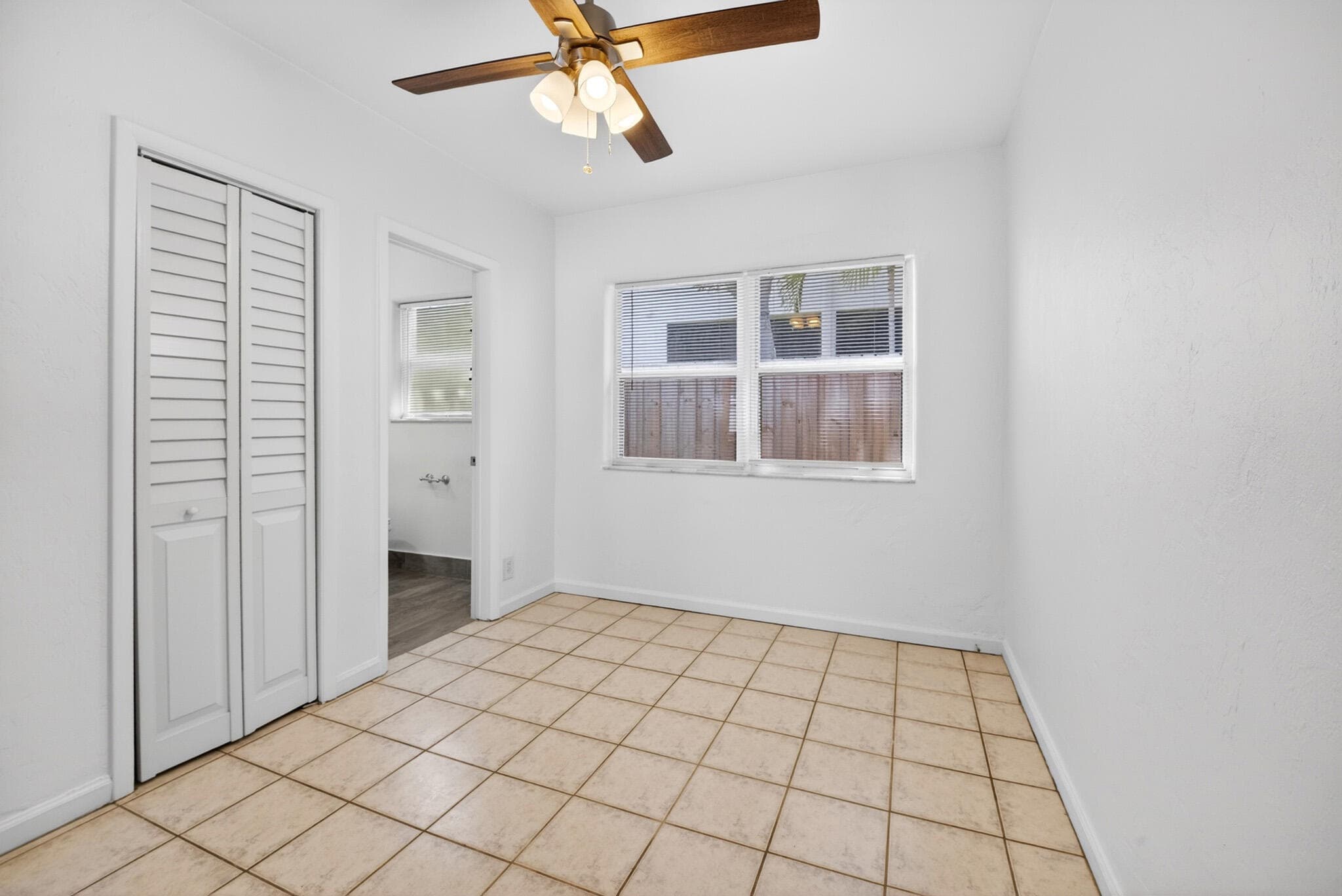 412 SE 16th Street 3, Fort Lauderdale, FL 33316 — photo 16 of 39