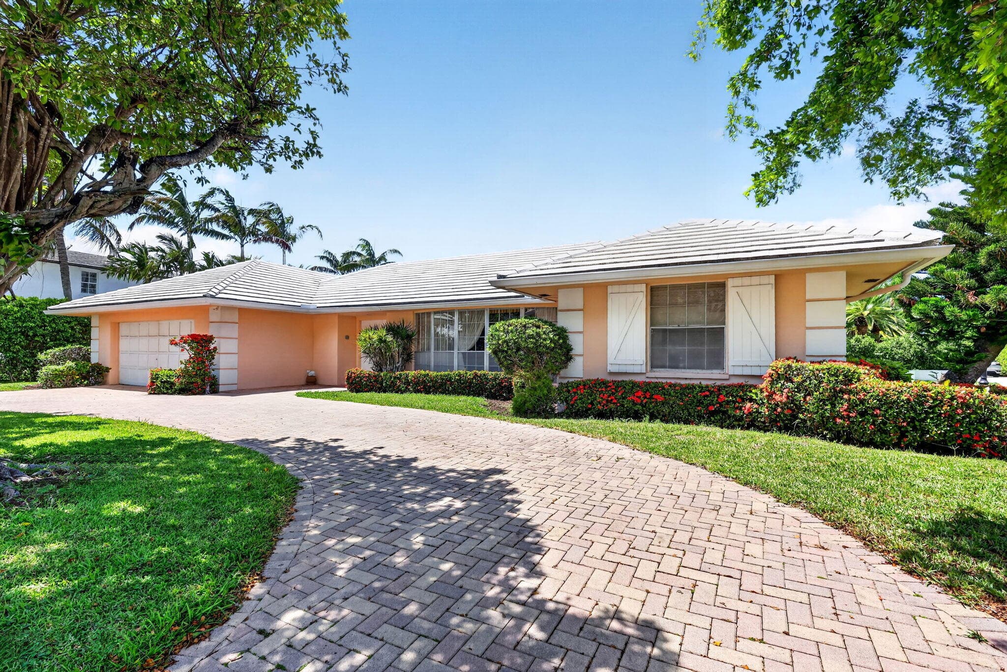 217 Plantation Road, Palm Beach, FL 33480 — photo 2 of 41