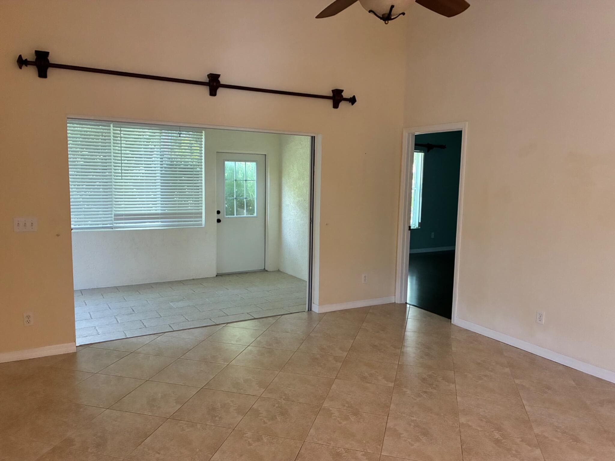 7916 SE Sugar Pines Way, Hobe Sound, FL 33455 — photo 5 of 24