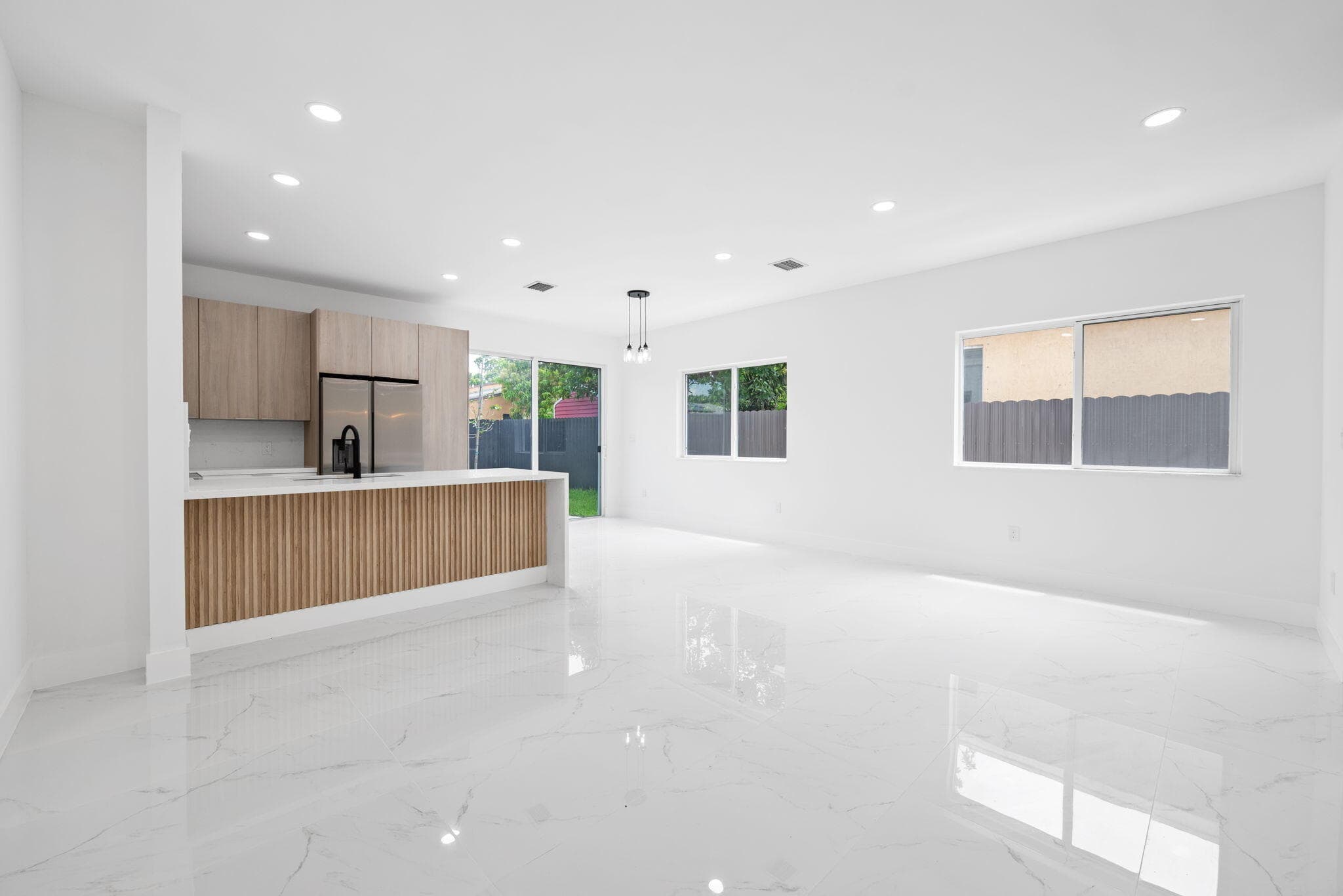 1355 NW 42nd Street 1355, Miami, FL 33142 — photo 8 of 26