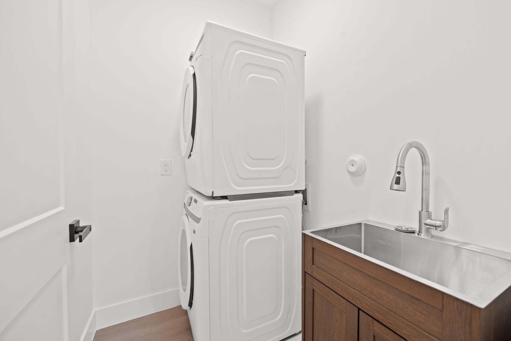 1355 NW 42nd Street 1355, Miami, FL 33142 — photo 22 of 26