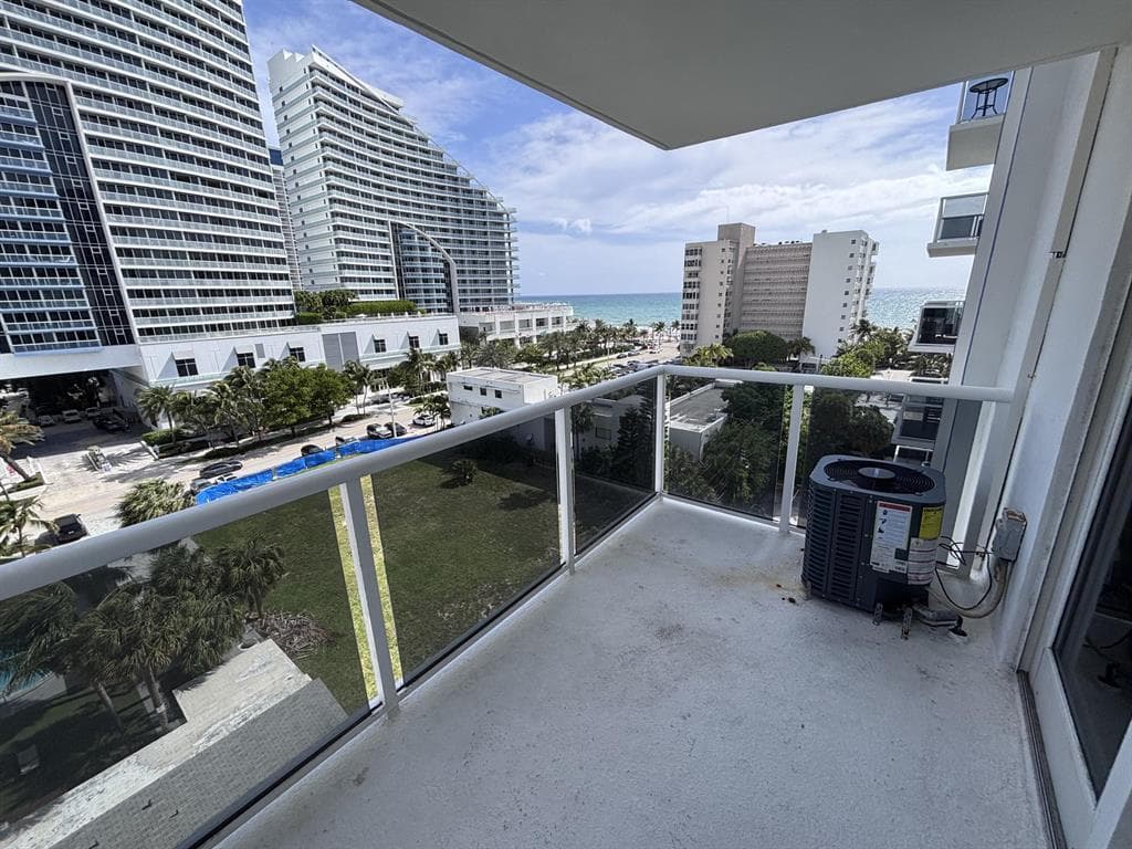 336 N Birch Road 8d, Fort Lauderdale, FL 33304 — photo 11 of 23
