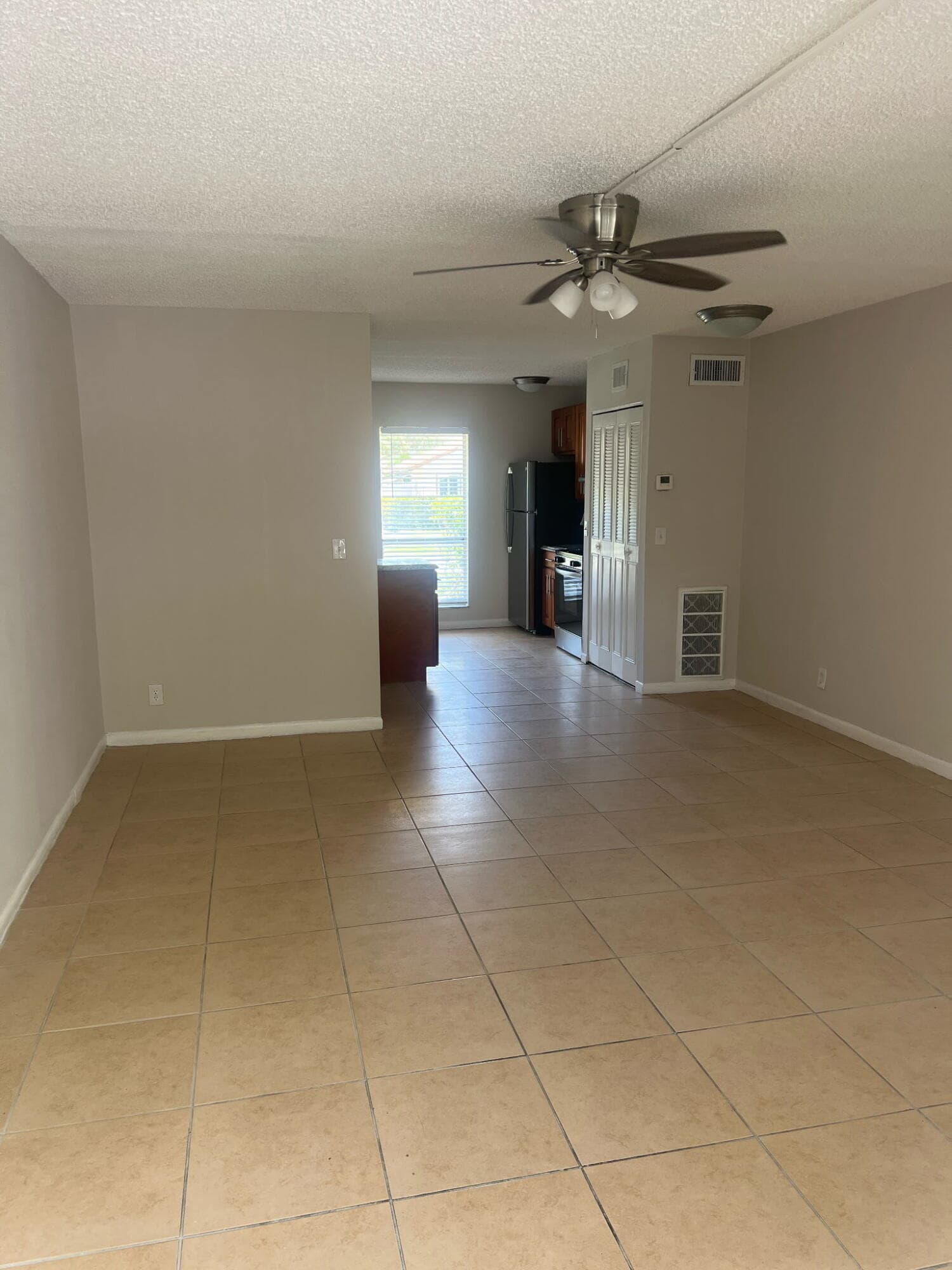 559 NE 48th Street 303, Boca Raton, FL 33431 — photo 4 of 5