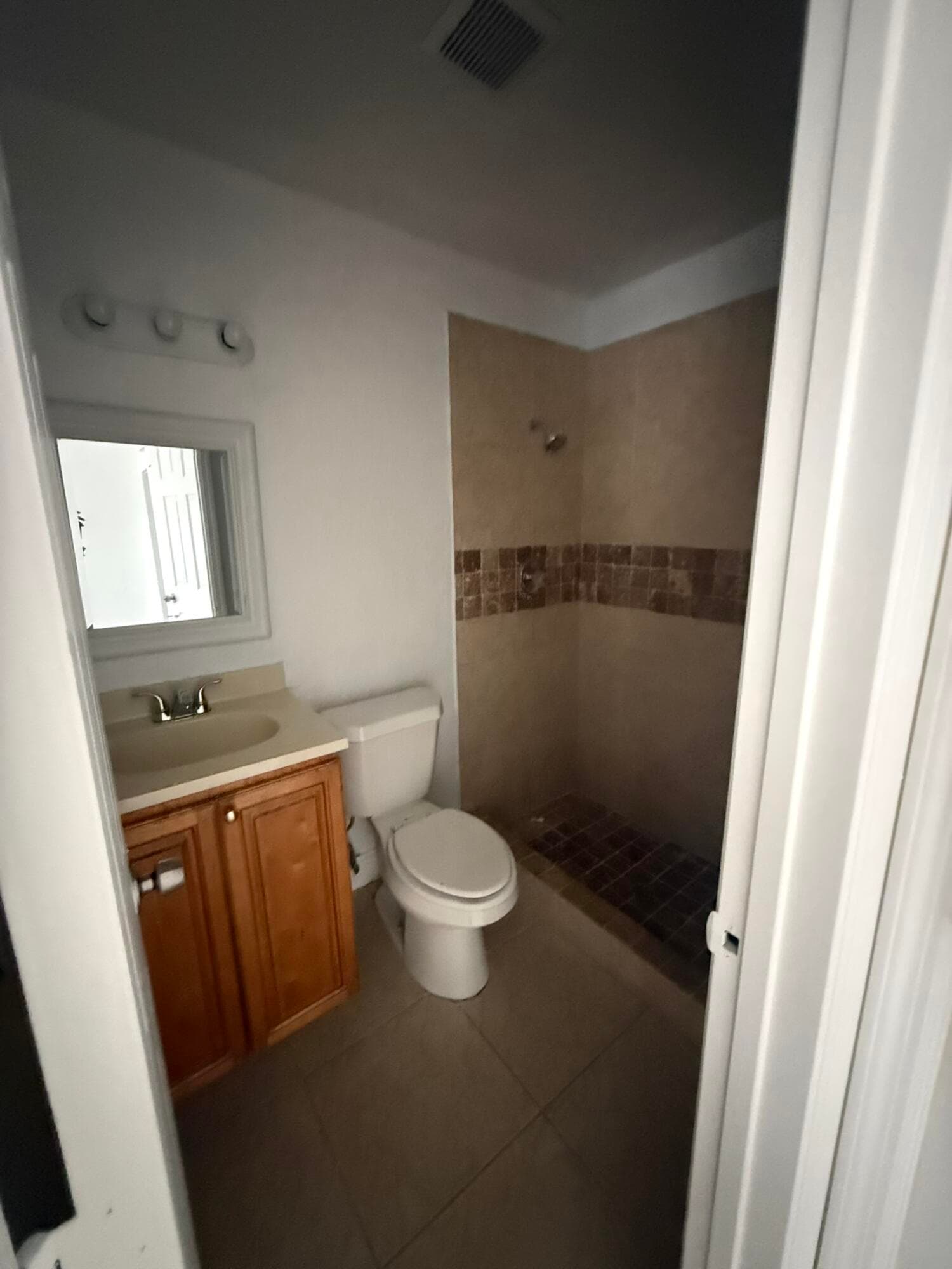 1420 Barton Road 1420w, Lake Worth Beach, FL 33460 — photo 10 of 11