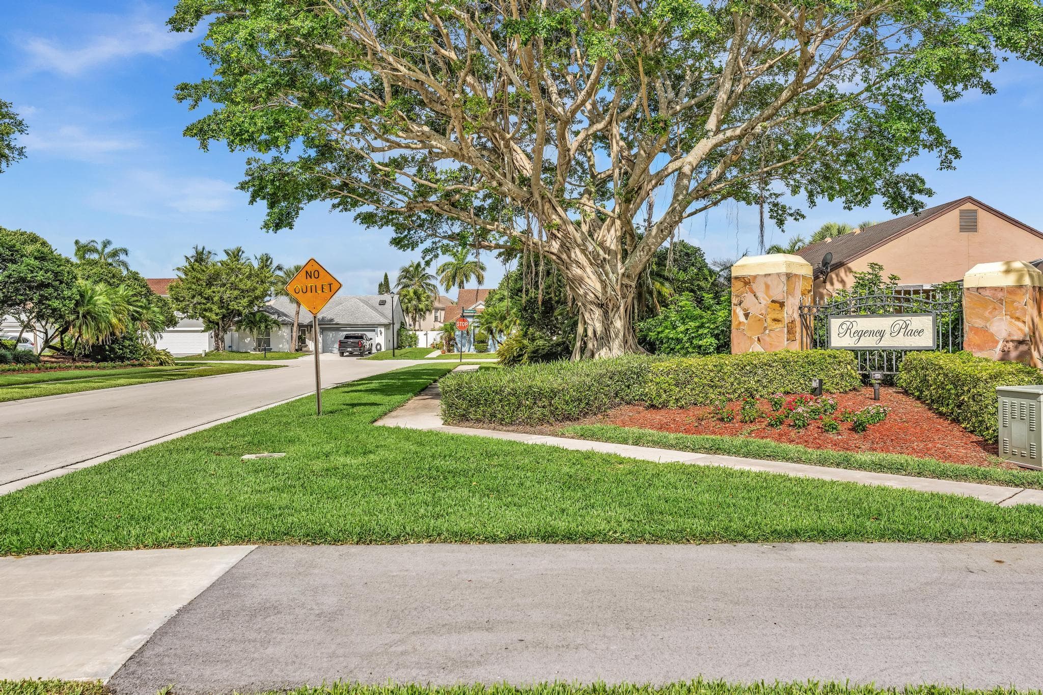 22492 Middletown Drive, Boca Raton, FL 33428 — photo 18 of 74