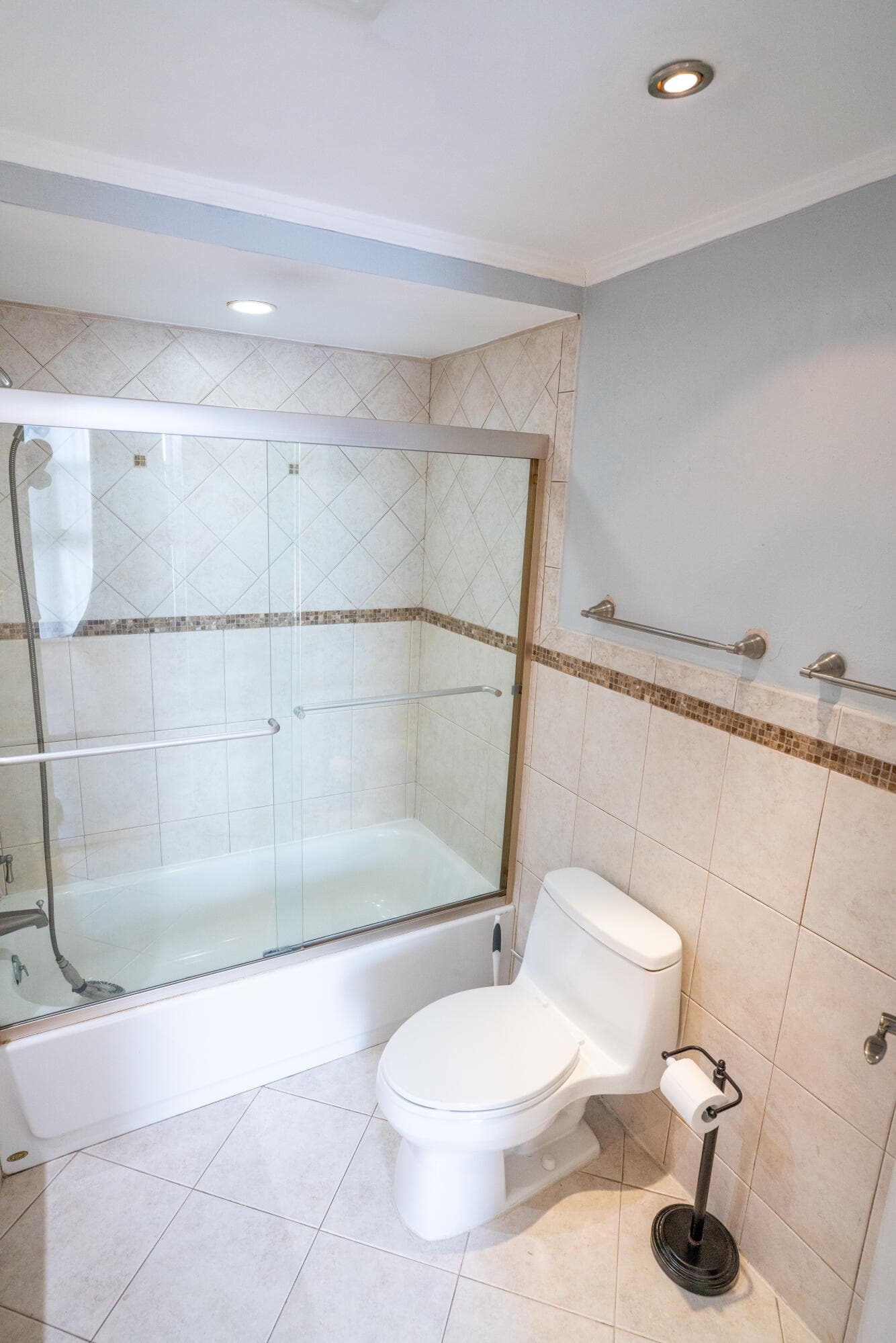 2701 N Ocean Boulevard 2b, Fort Lauderdale, FL 33308 — photo 42 of 49