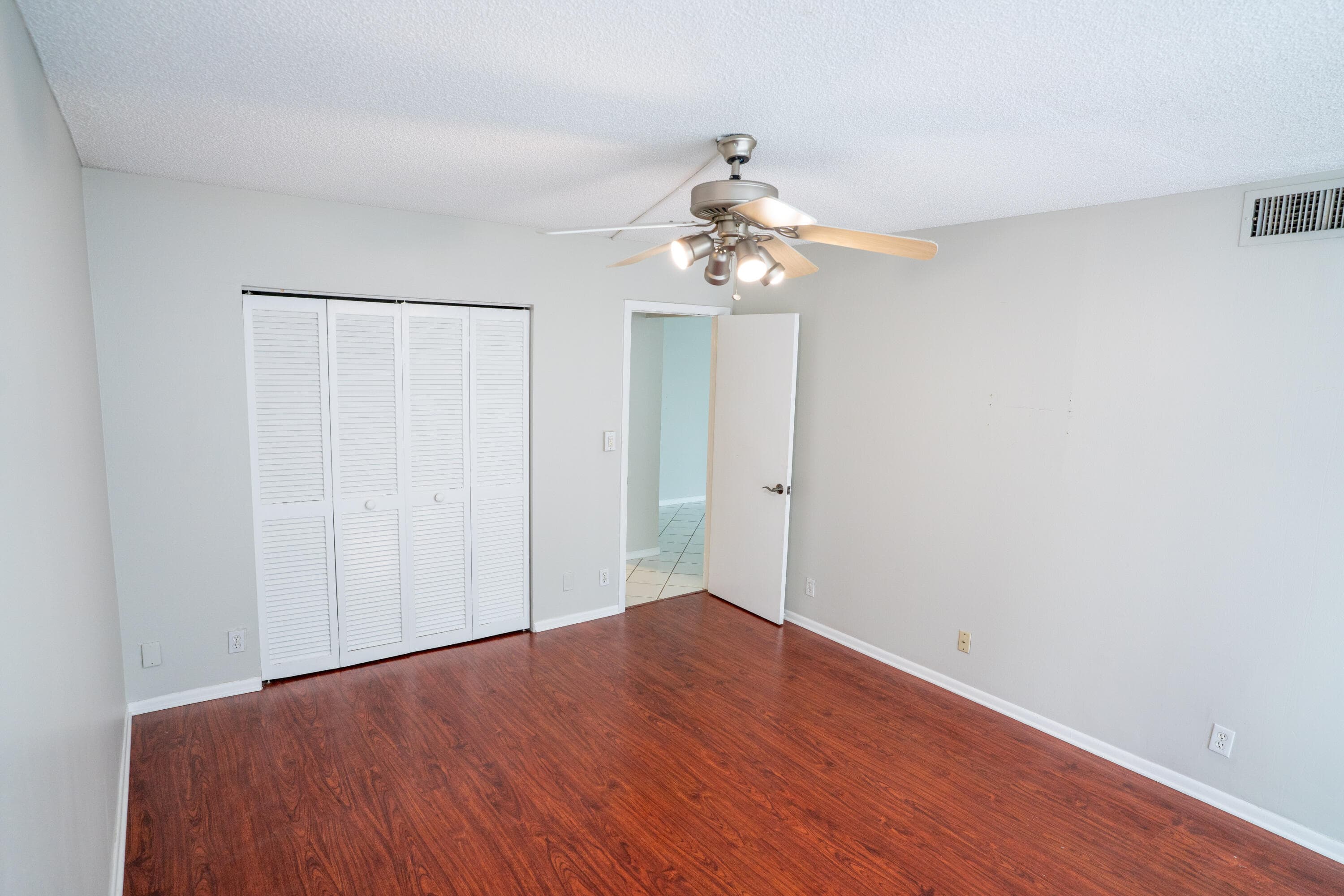 2701 N Ocean Boulevard 2b, Fort Lauderdale, FL 33308 — photo 46 of 49