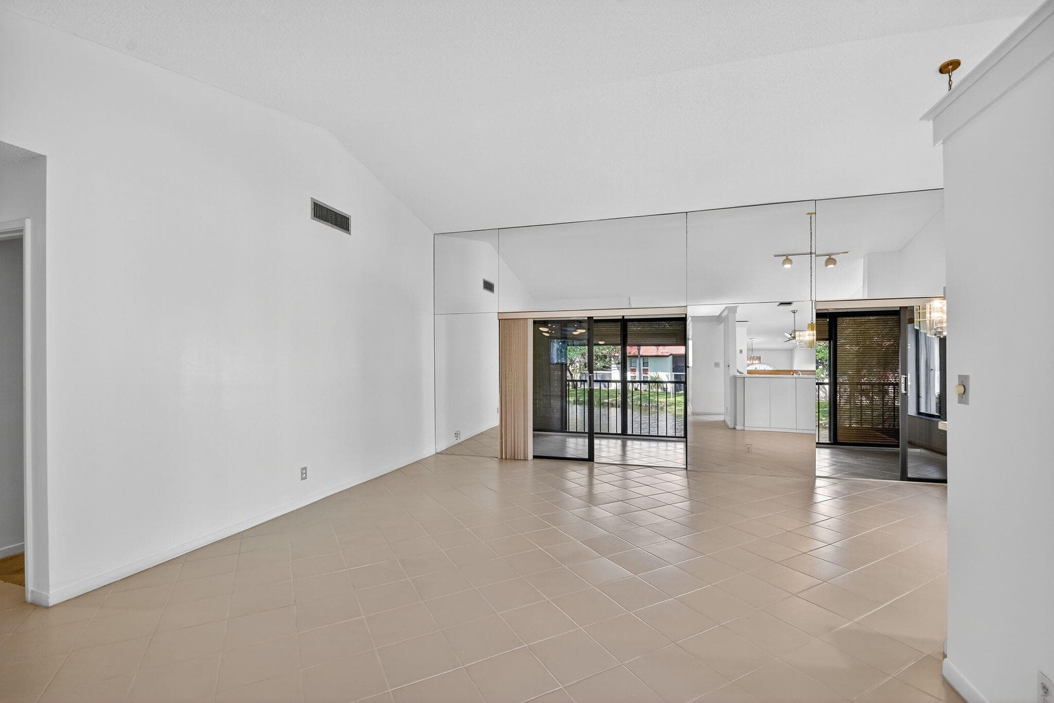 10631 Ocean Palm Way 202, Boynton Beach, FL 33437 — photo 4 of 34