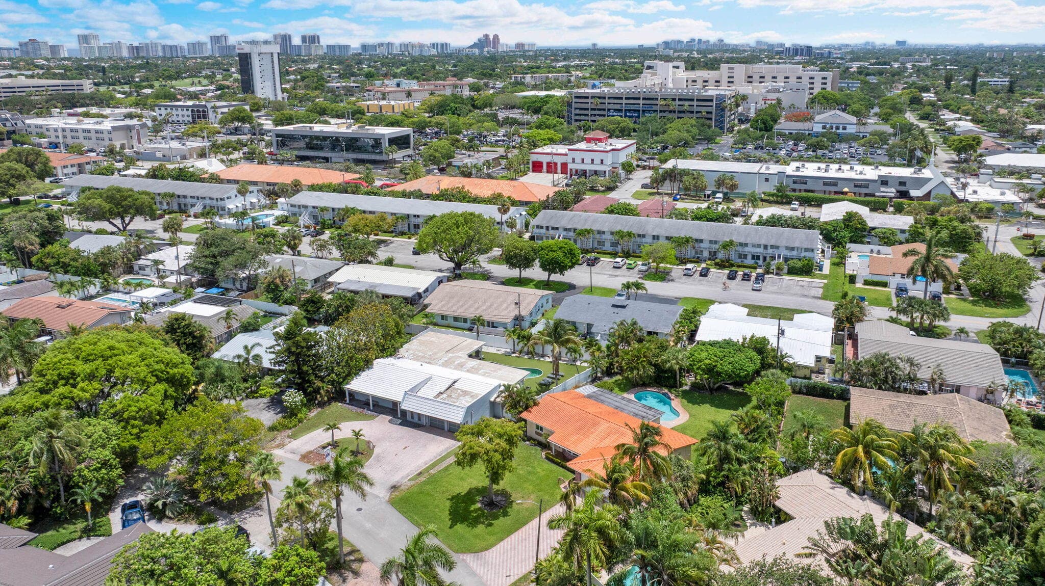 1910 NE 52nd Street NE, Fort Lauderdale, FL 33308 — photo 8 of 49
